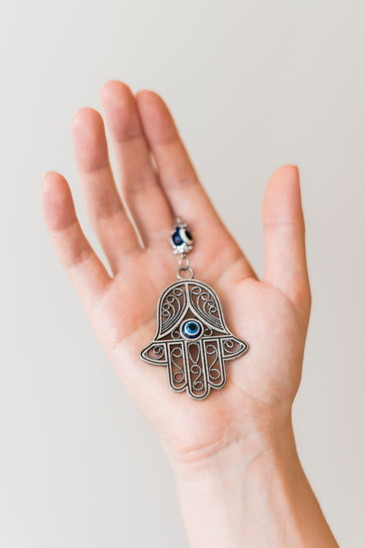 Crafting a Narrative: Your Ultimate Guide to Making a Sterling Silver Charm Bracelet