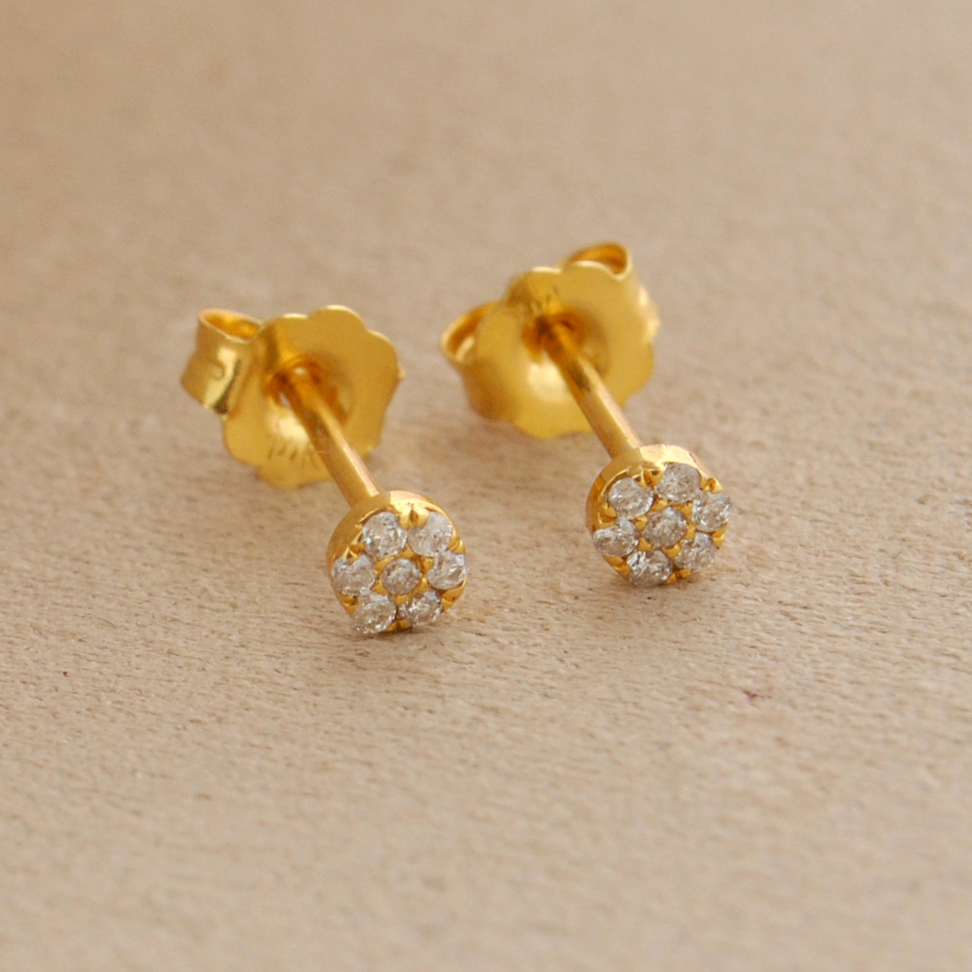 14k Solid Yellow Gold Pave Diamond Stud Earrings - Kanika Creations