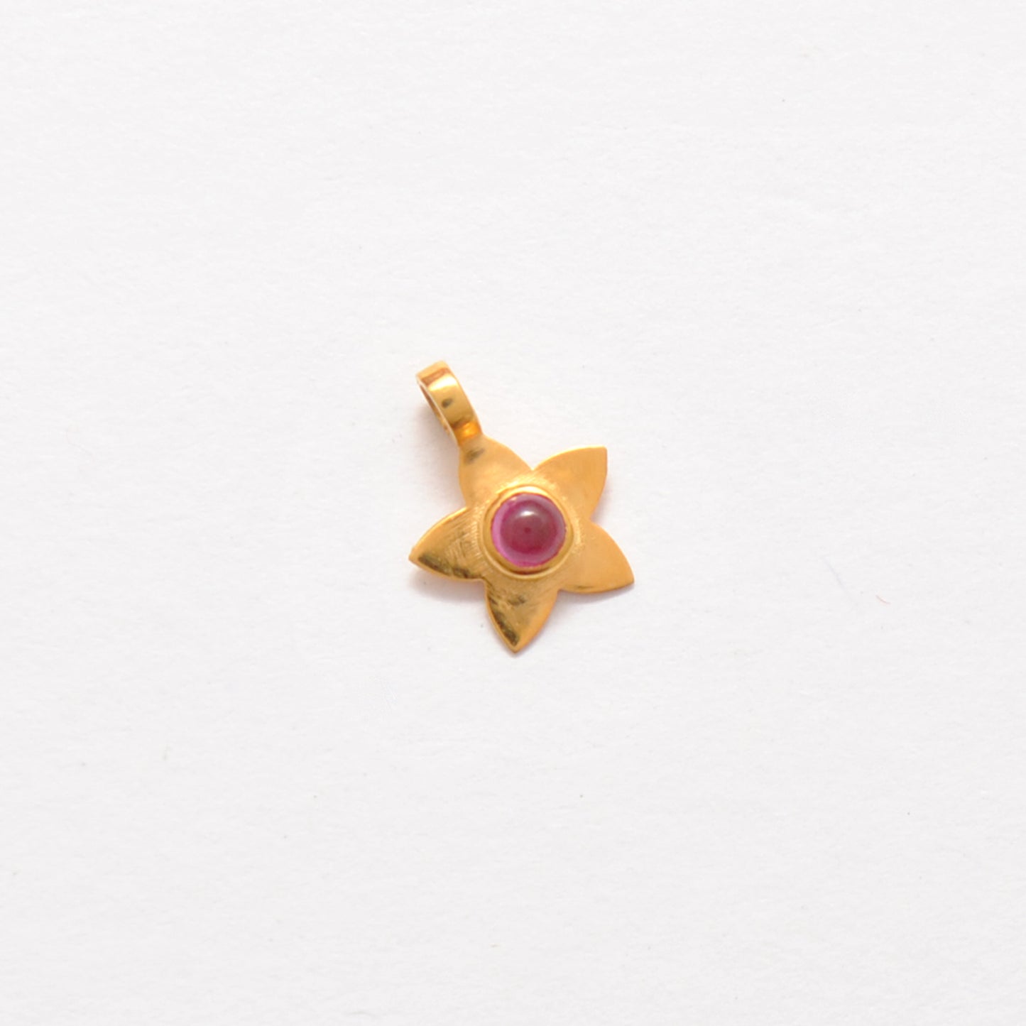 18k Solid Yellow Gold Studded Stone Star Charm 8mm