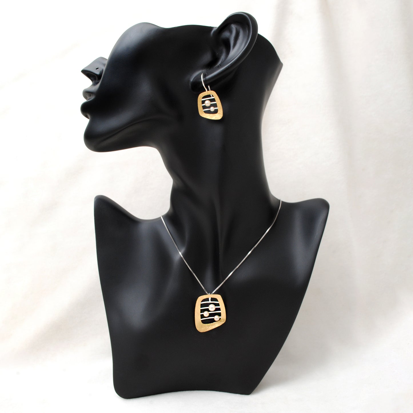 Gold Plated Sterling Silver Pearl Jewelry Set – Pendant & Earrings