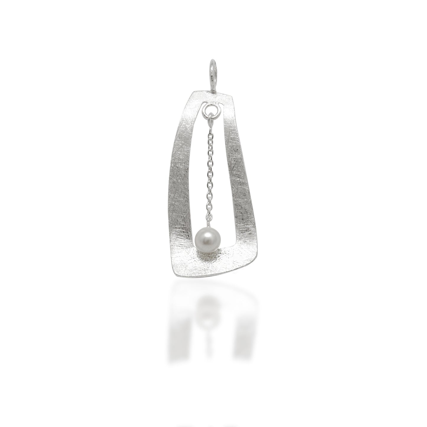 925 Sterling Silver Pearl Pendant & Earrings Set