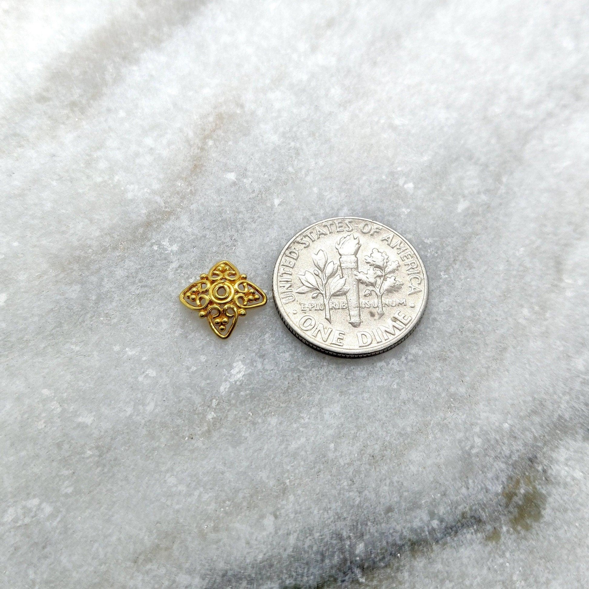 18k Yellow Gold Filigree Star Spacer Beads Caps 10mm - Kanika Creations