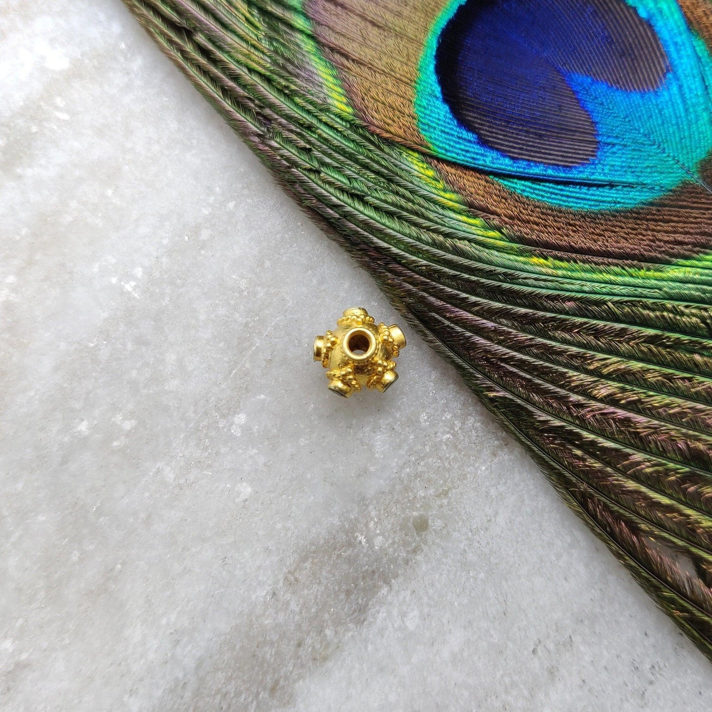 18k Solid Yellow Gold Emerald Round Spacer Beads 8mm - Kanika Creations
