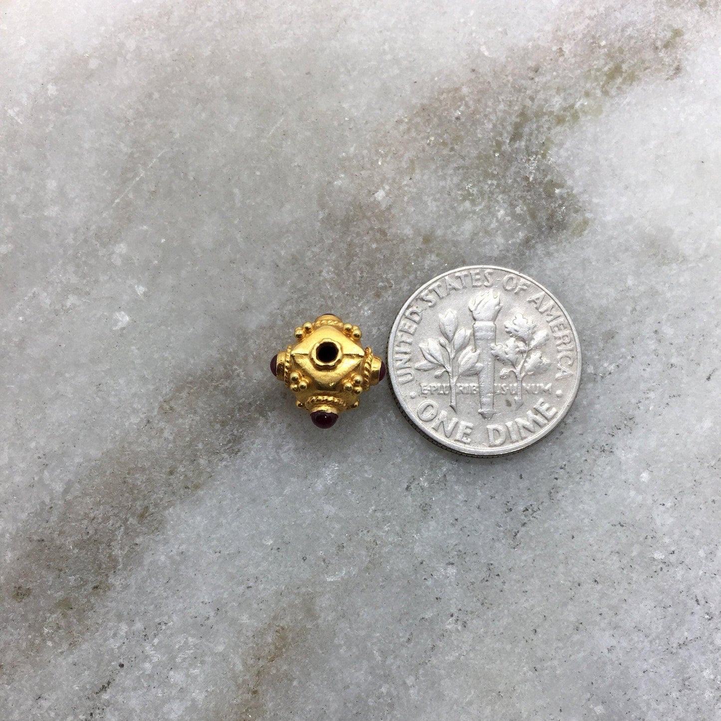 18k Solid Yellow Gold Ruby Cube Spacer Beads 7mm - Kanika Creations