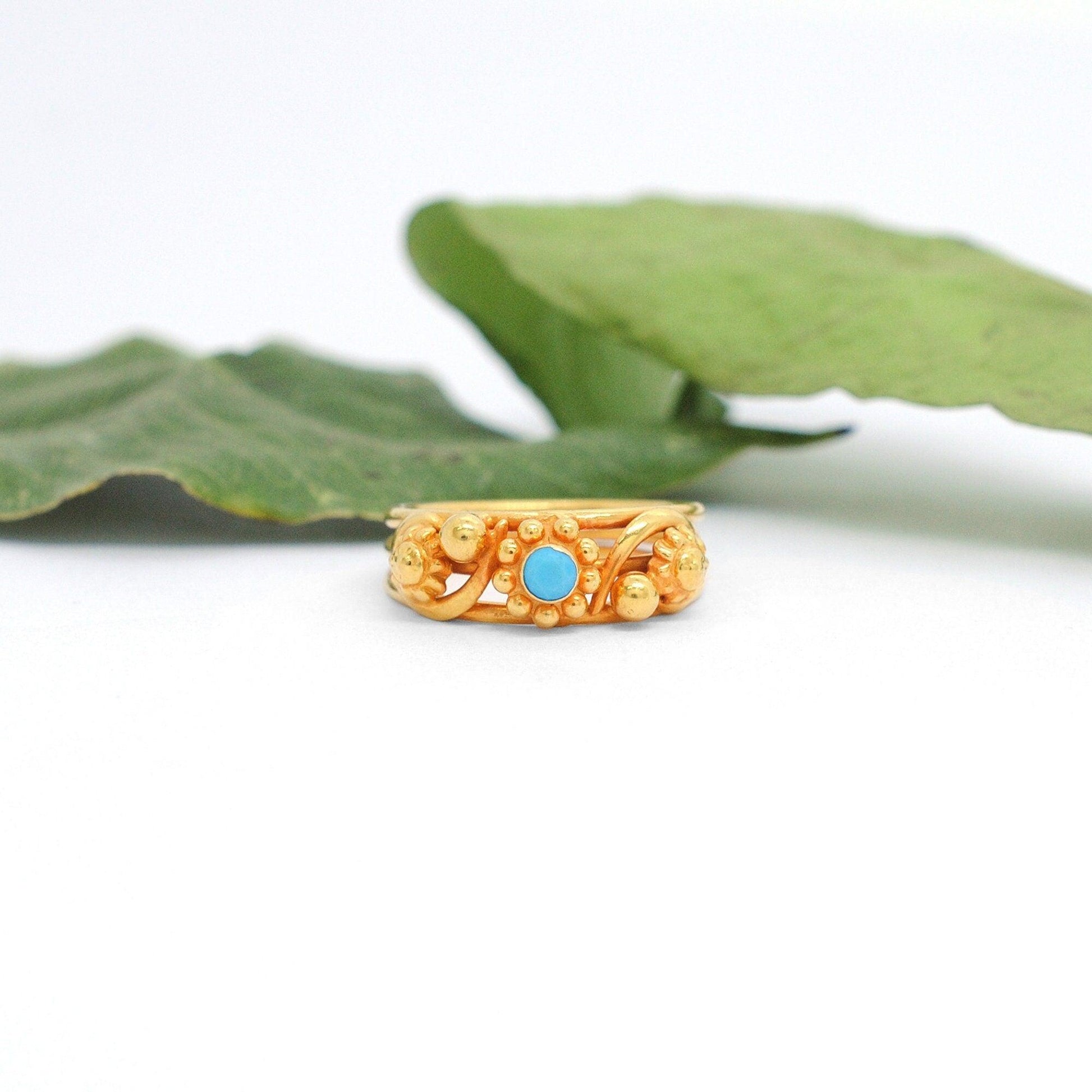 18k Solid Yellow Gold Antique Flower Ring 6 US - Kanika Creations