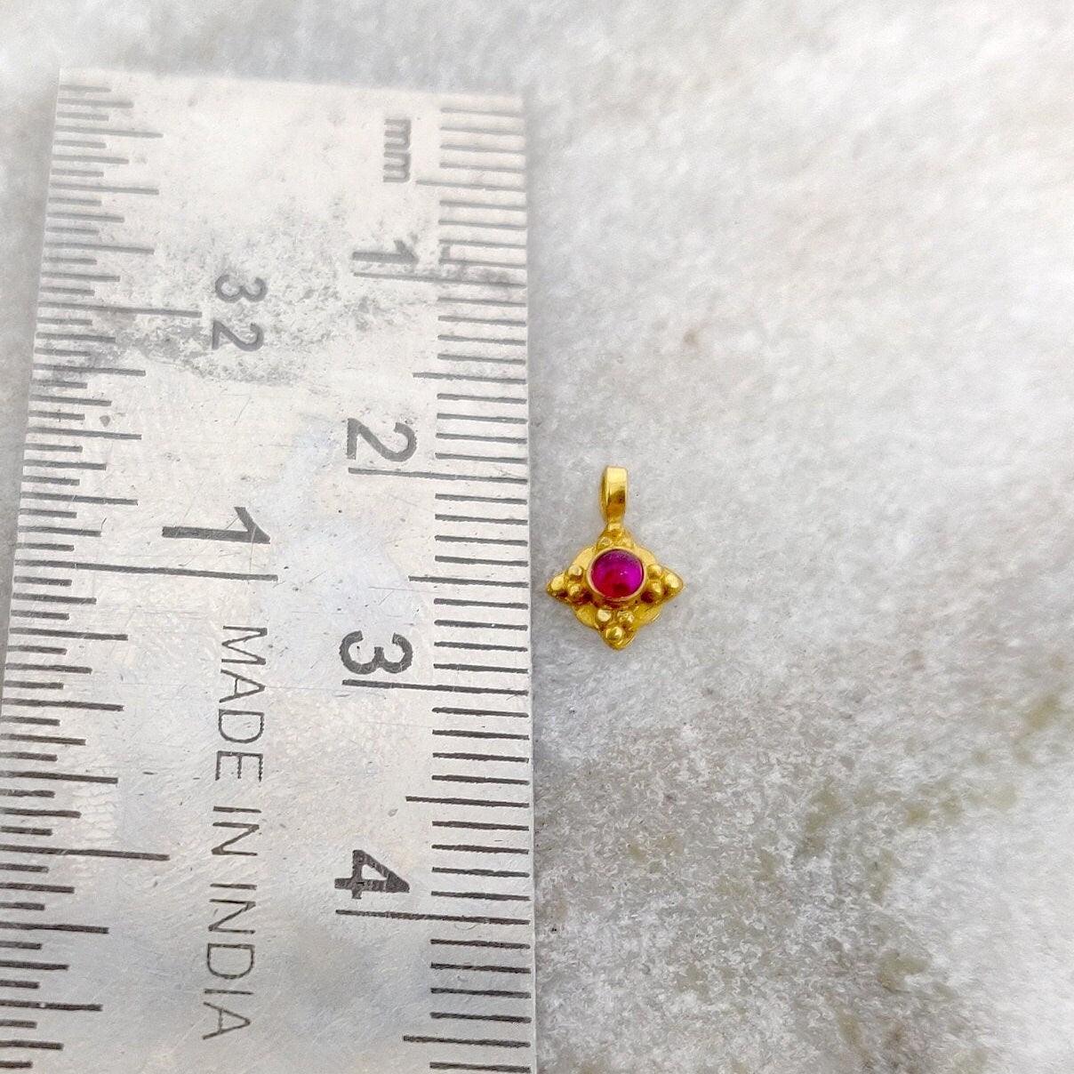 18k Solid Gold Square Charm Pendant Jewelry 8mm - Kanika Creations