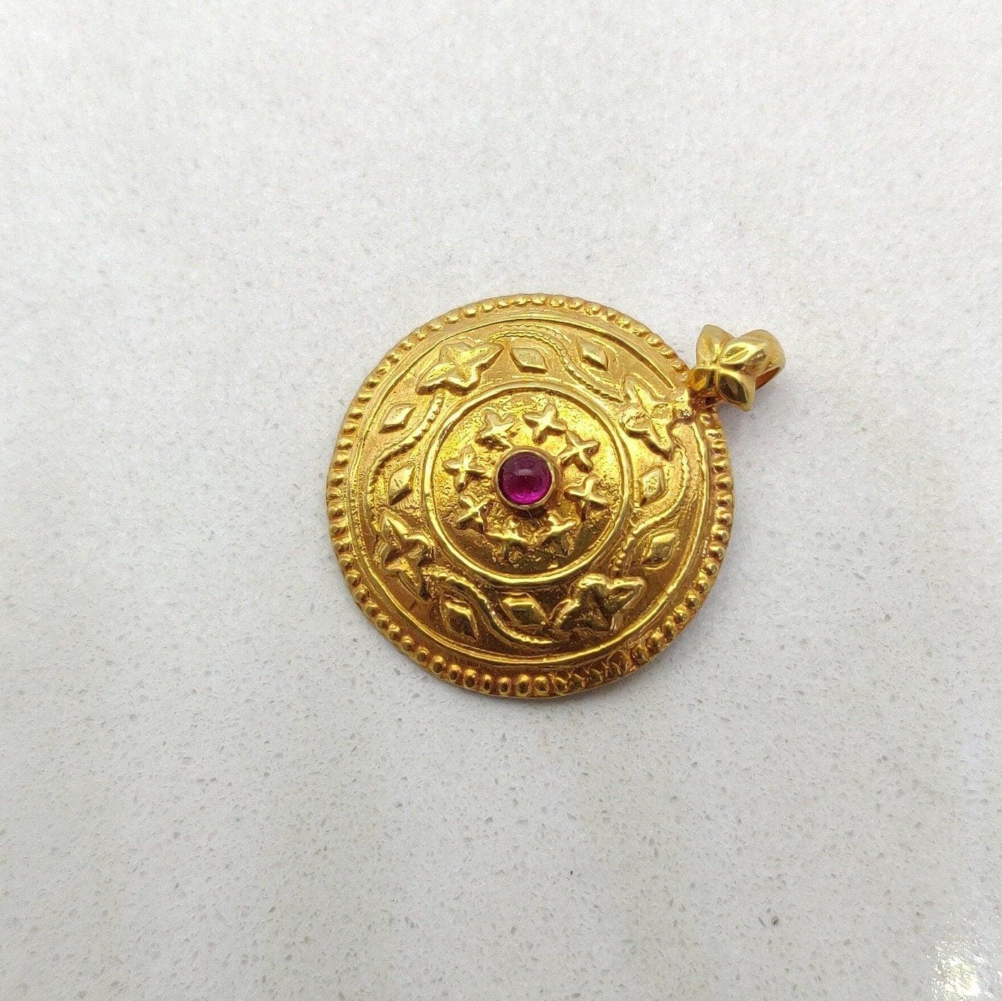 18k Solid Gold Ruby Round Antique Pendant - Kanika Creations