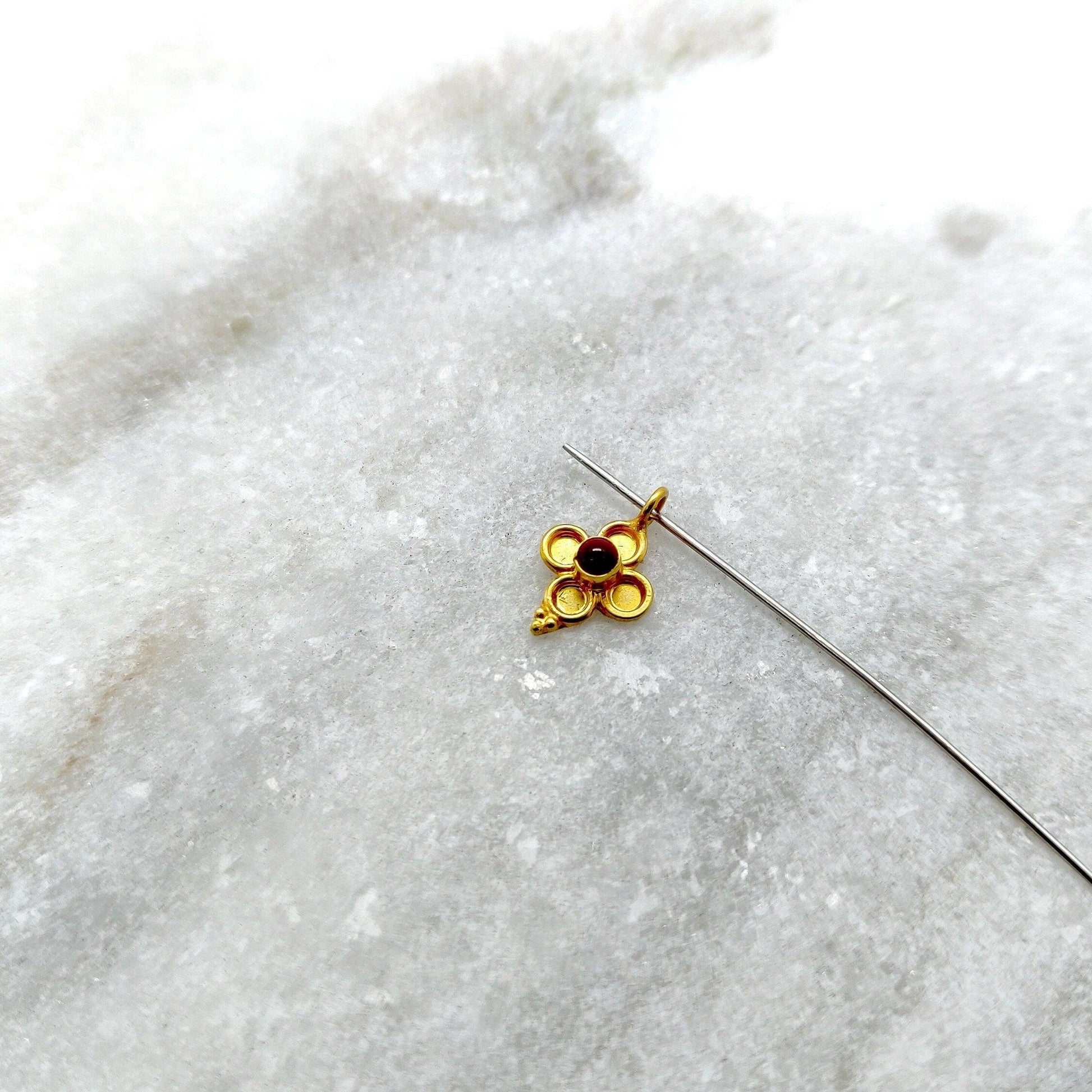 18k Solid Yellow Gold Fancy Charm - Kanika Creations