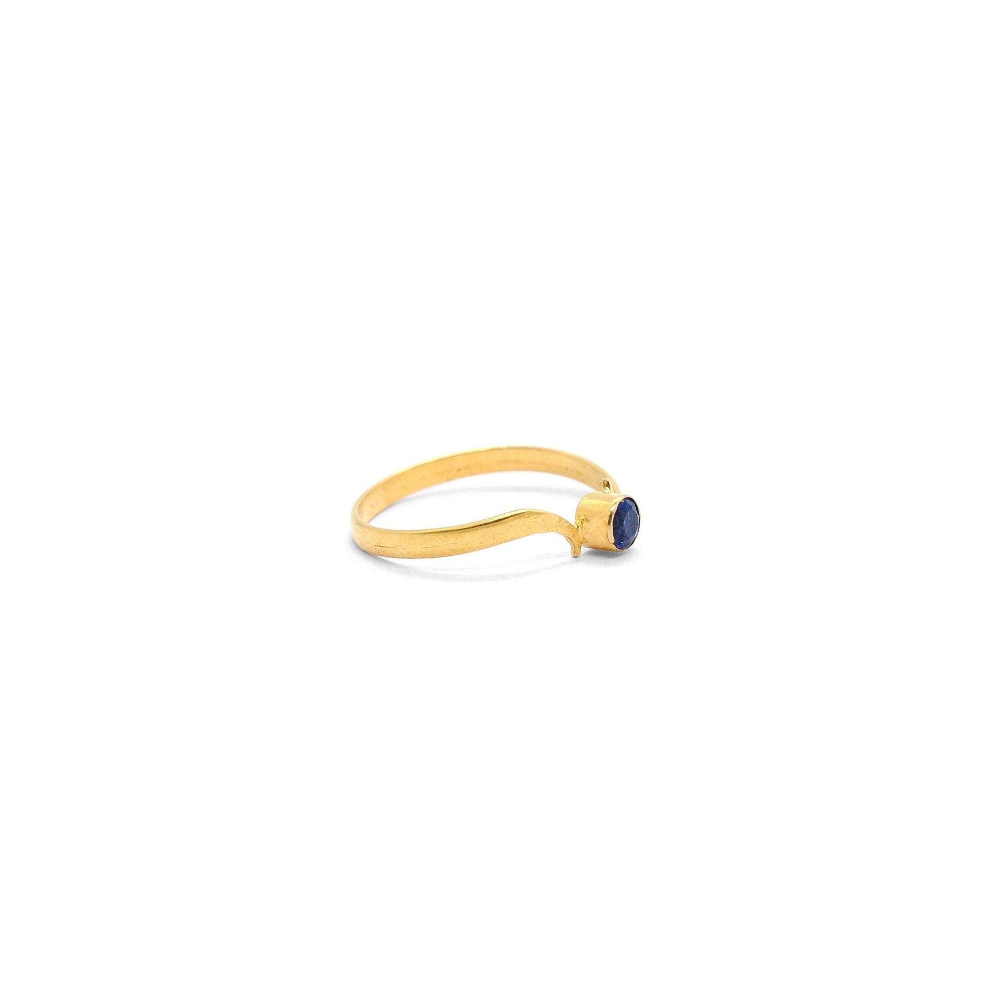 18k Solid Yellow Gold Antique Solitaire Ring 5.5 US - Kanika Creations