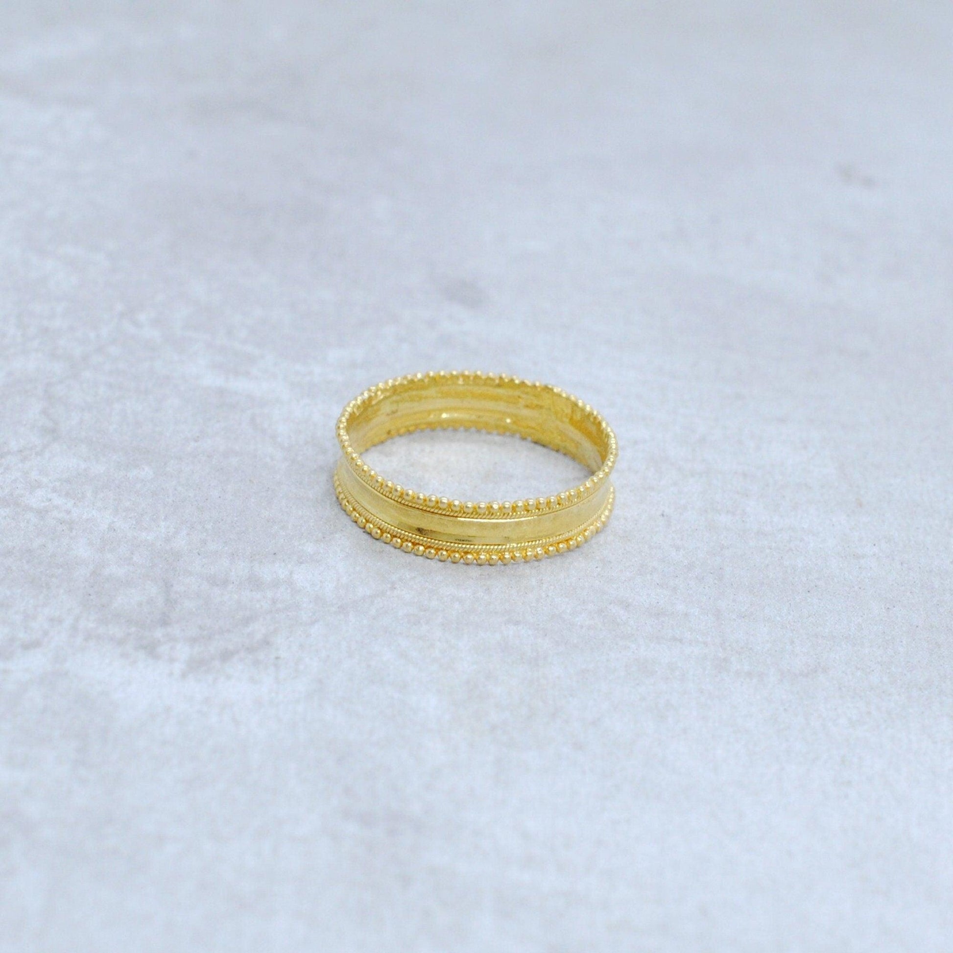 18k Solid Yellow Gold Wedding Engagement Band Ring 6 US - Kanika Creations