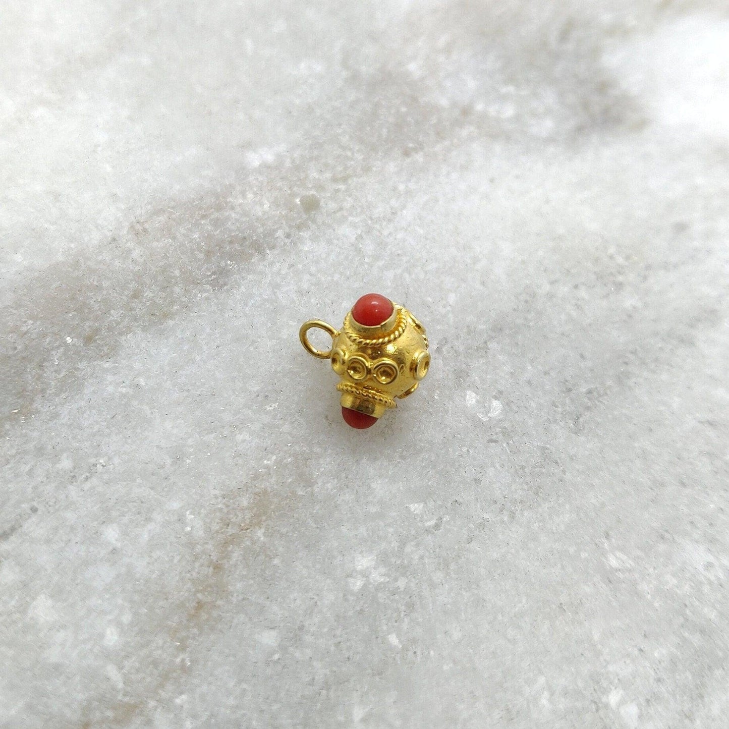 18k Yellow Gold Fancy Coral Charm Pendant 9x8mm - Kanika Creations