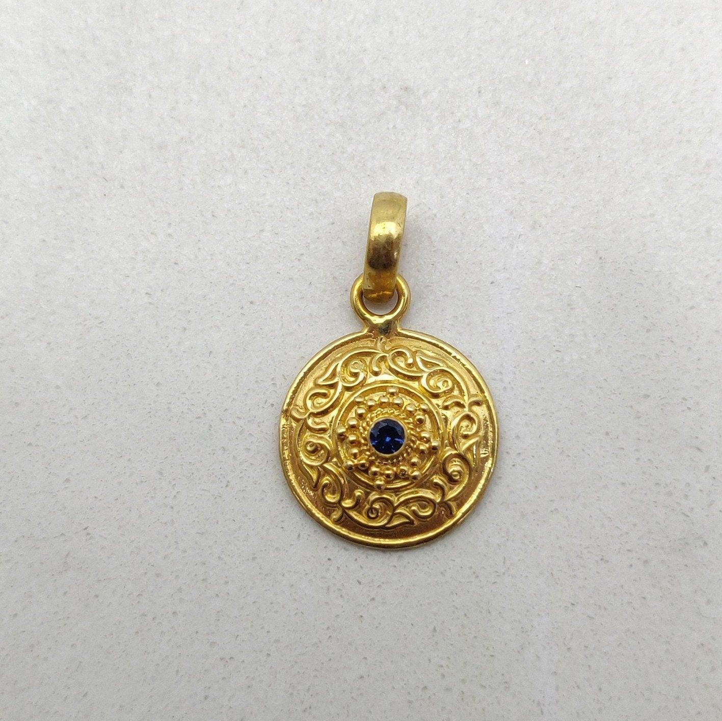 18k Solid Gold Antique Sapphire Pendant - Kanika Creations