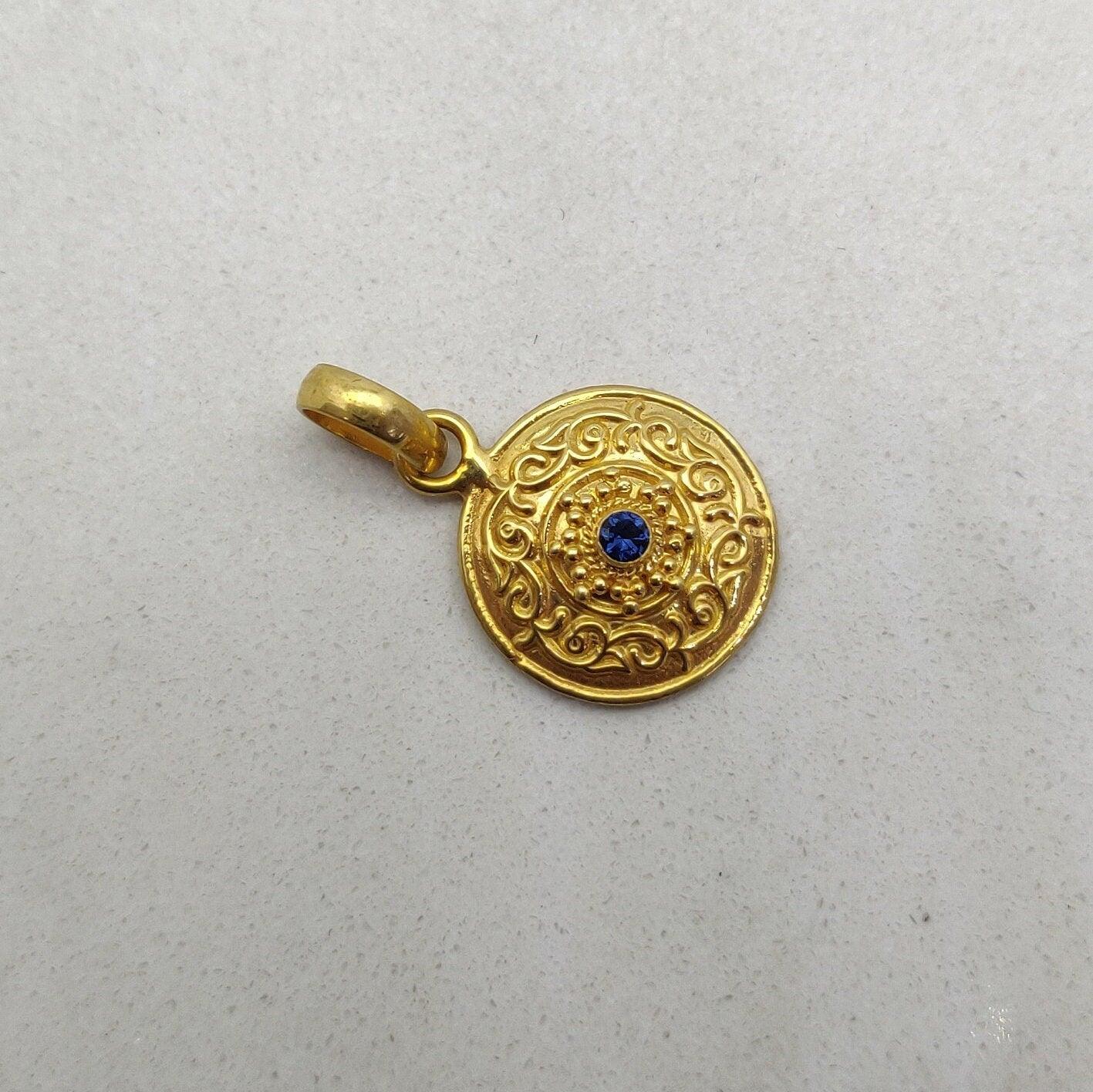 18k Solid Gold Antique Sapphire Pendant - Kanika Creations