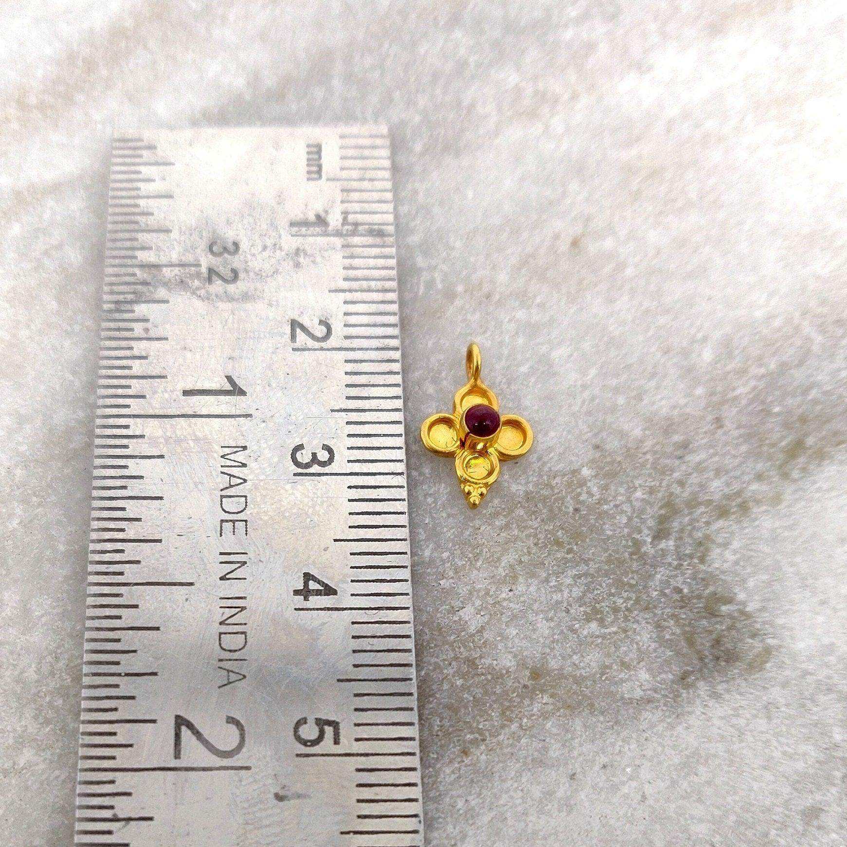 18k Solid Yellow Gold Fancy Charm - Kanika Creations