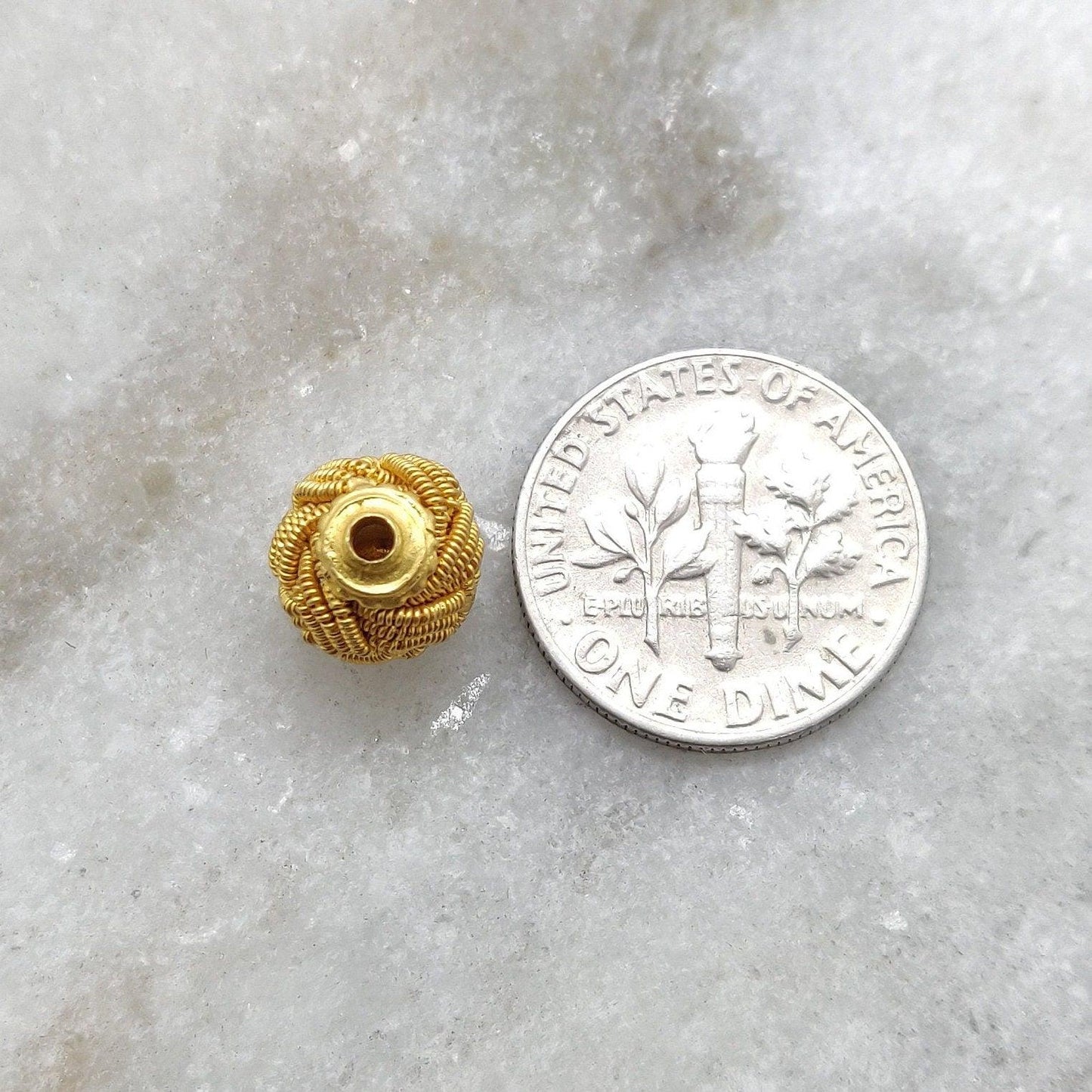 18K Solid Yellow Gold Knot Spacer Beads 9.5x8mm - Kanika Creations