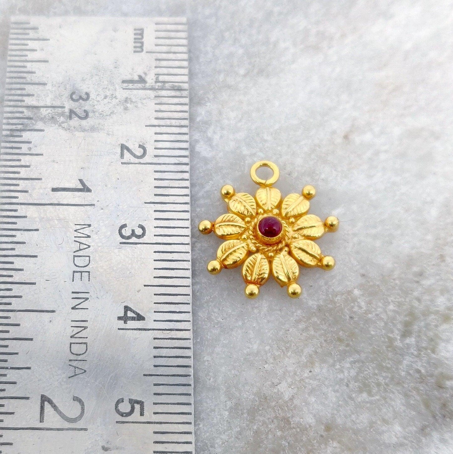 18K Solid Gold Floral charm Pendant For Her - Kanika Creations