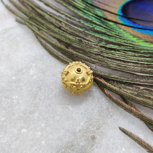 18K Solid Gold Vintage Round Spacer Beads 9x11mm - Kanika Creations