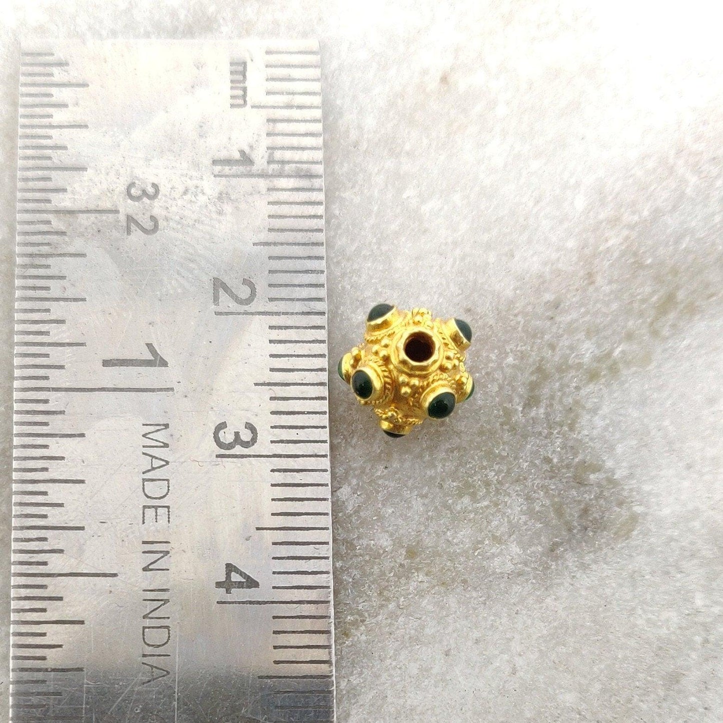 18K Solid Yellow Gold Emerald Ball Spacer Beads 8mm - Kanika Creations