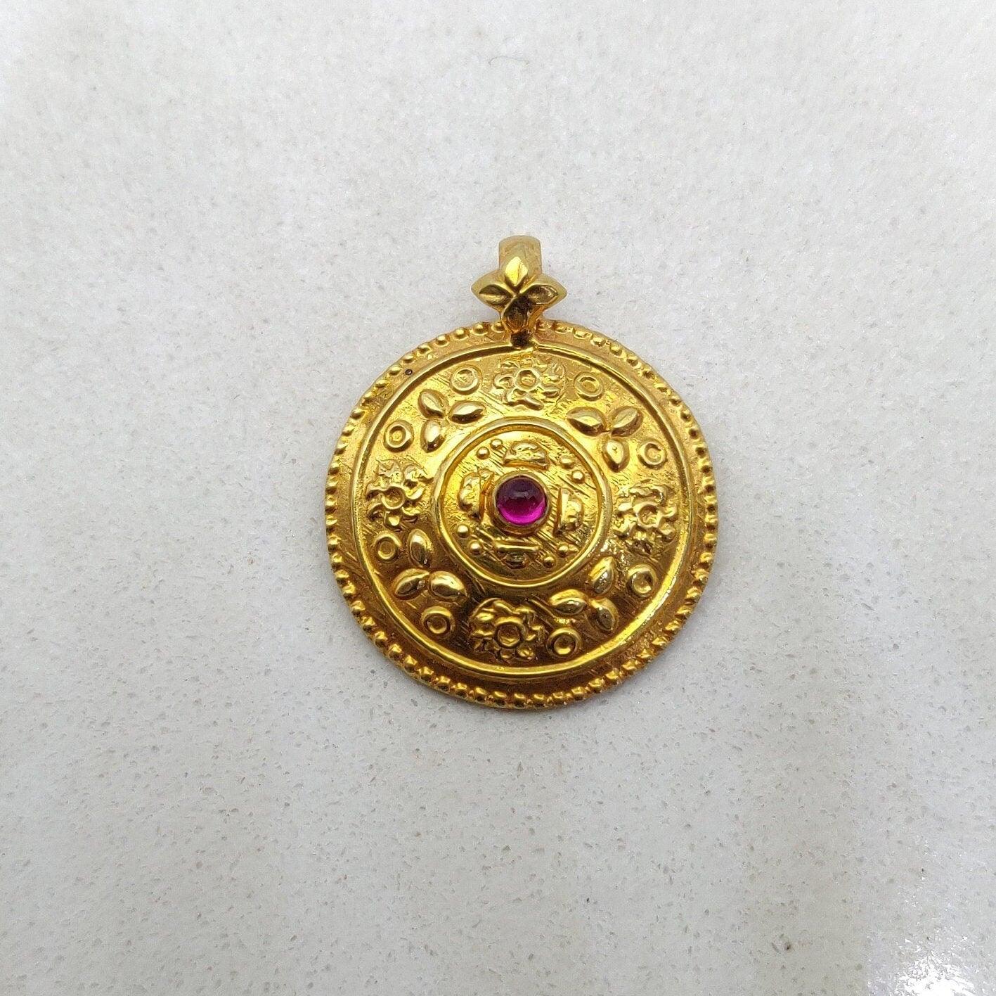 18k Solid Gold Ruby Antique 19mm Pendant - Kanika Creations