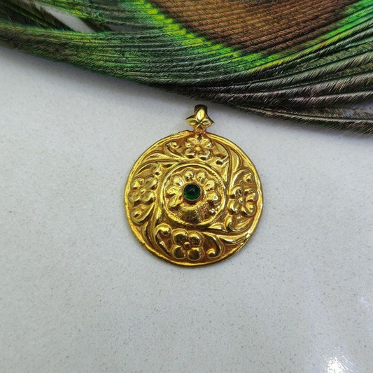 18k Solid Yellow Gold Emerald Floral Pendant - Kanika Creations