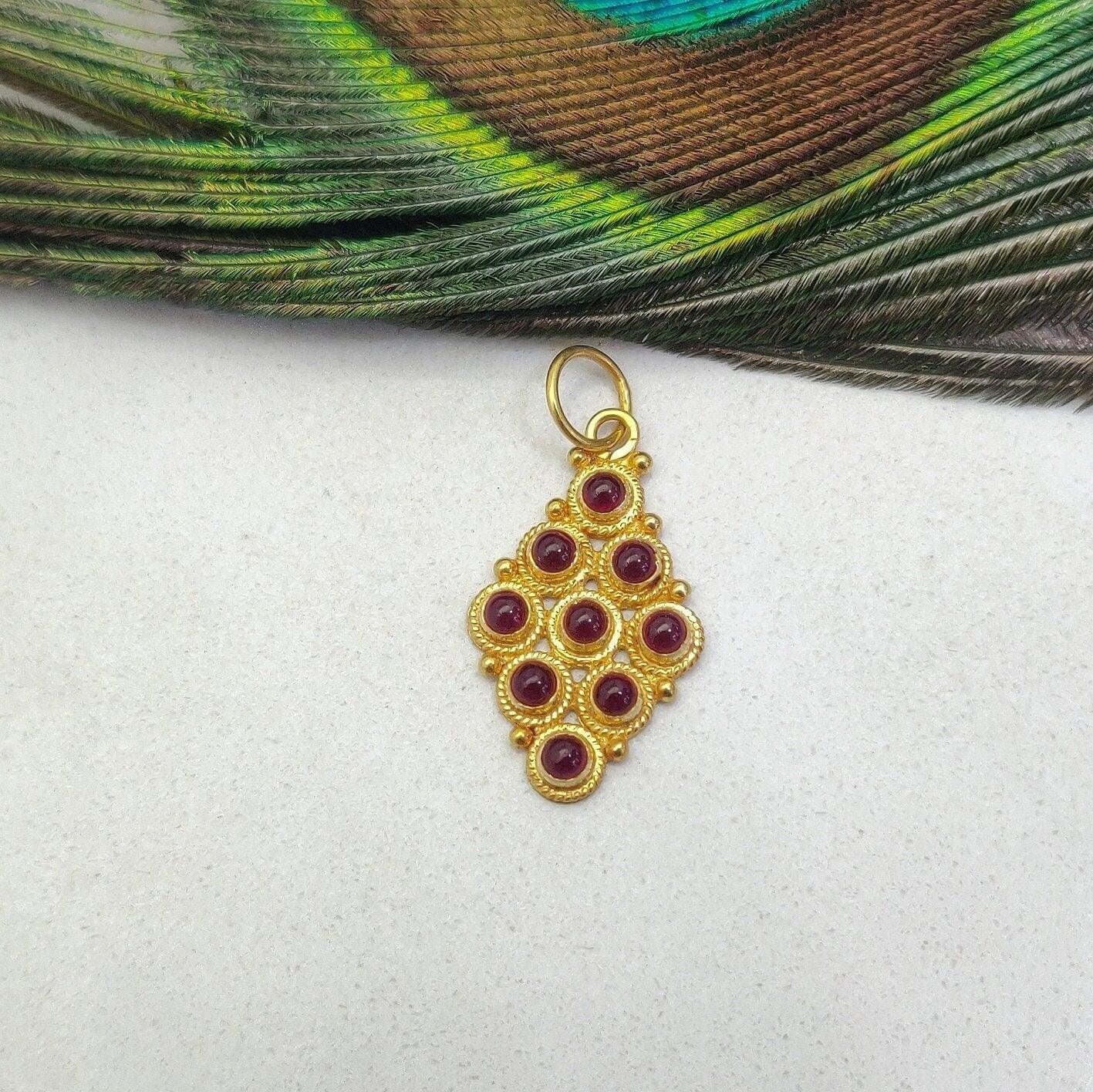 18k Yellow Gold Marquise Style Pendant With Stone Jewelry - Kanika Creations