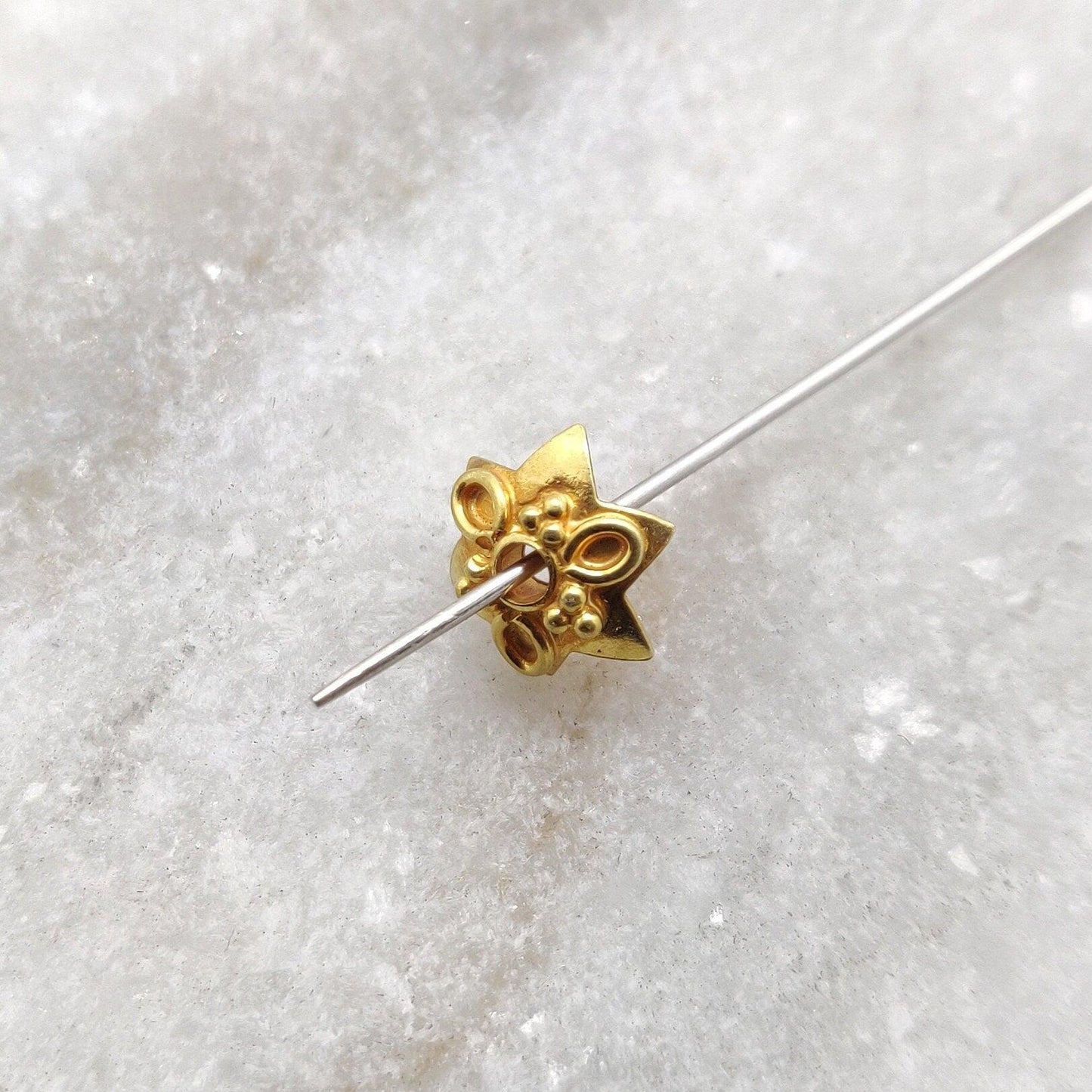 18k Yellow Gold Plain Star Beads Caps DIY Craft 8mm - Kanika Creations