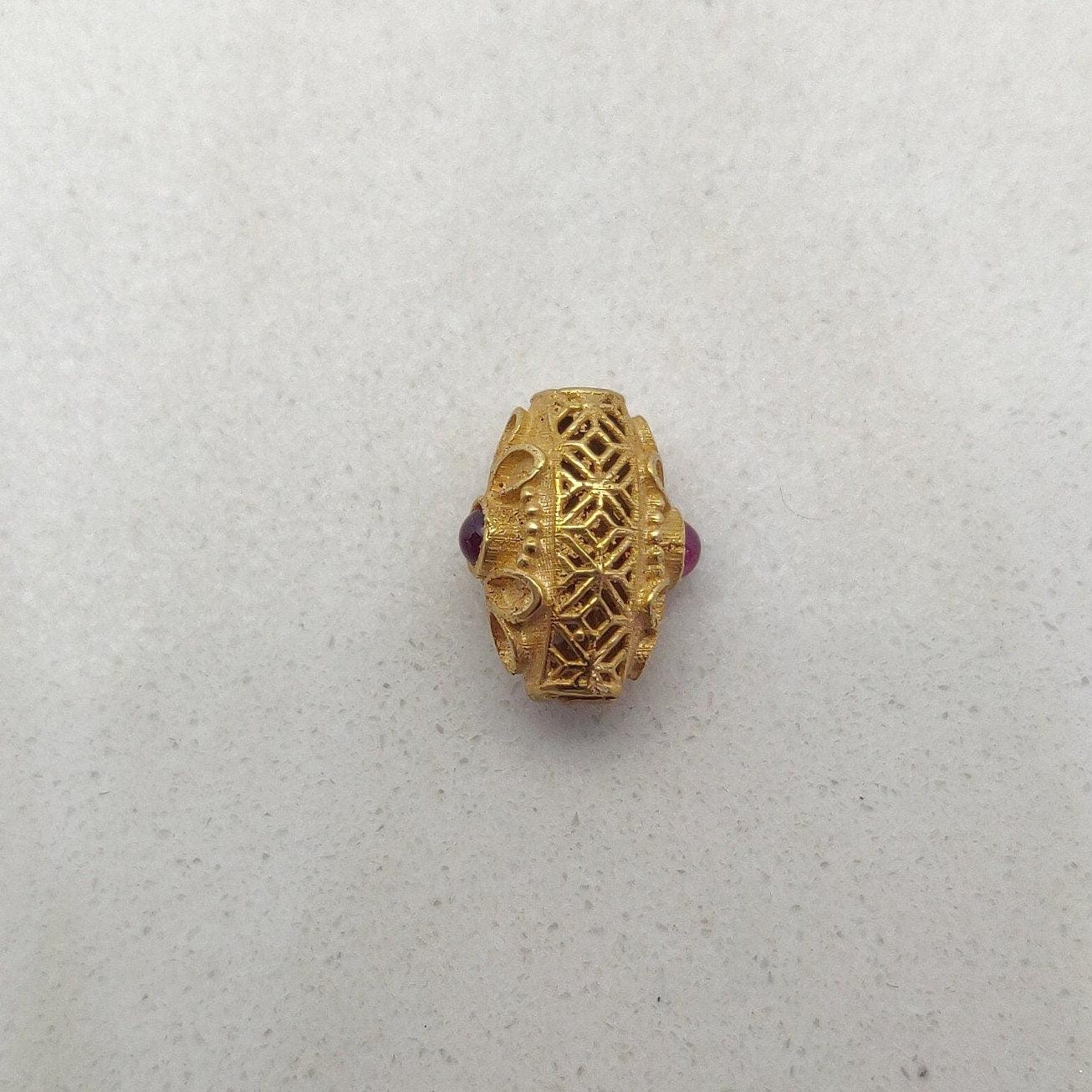 18K Solid Yellow Gold Oval Beads with Stone Inlay - 11x7.5 mm - Kanika Creations