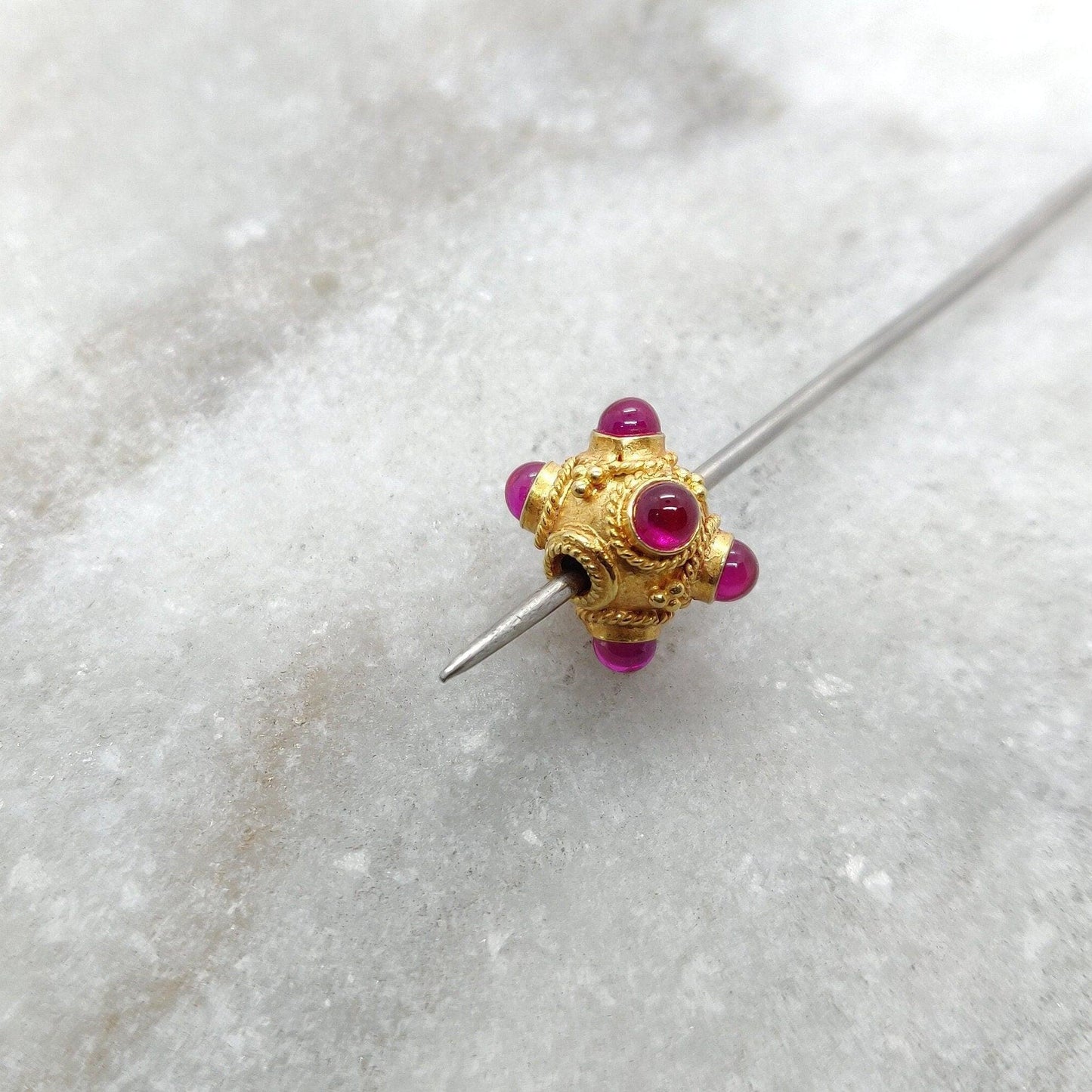 18k Solid Yellow Gold Ruby Round Beads 8mm - Kanika Creations