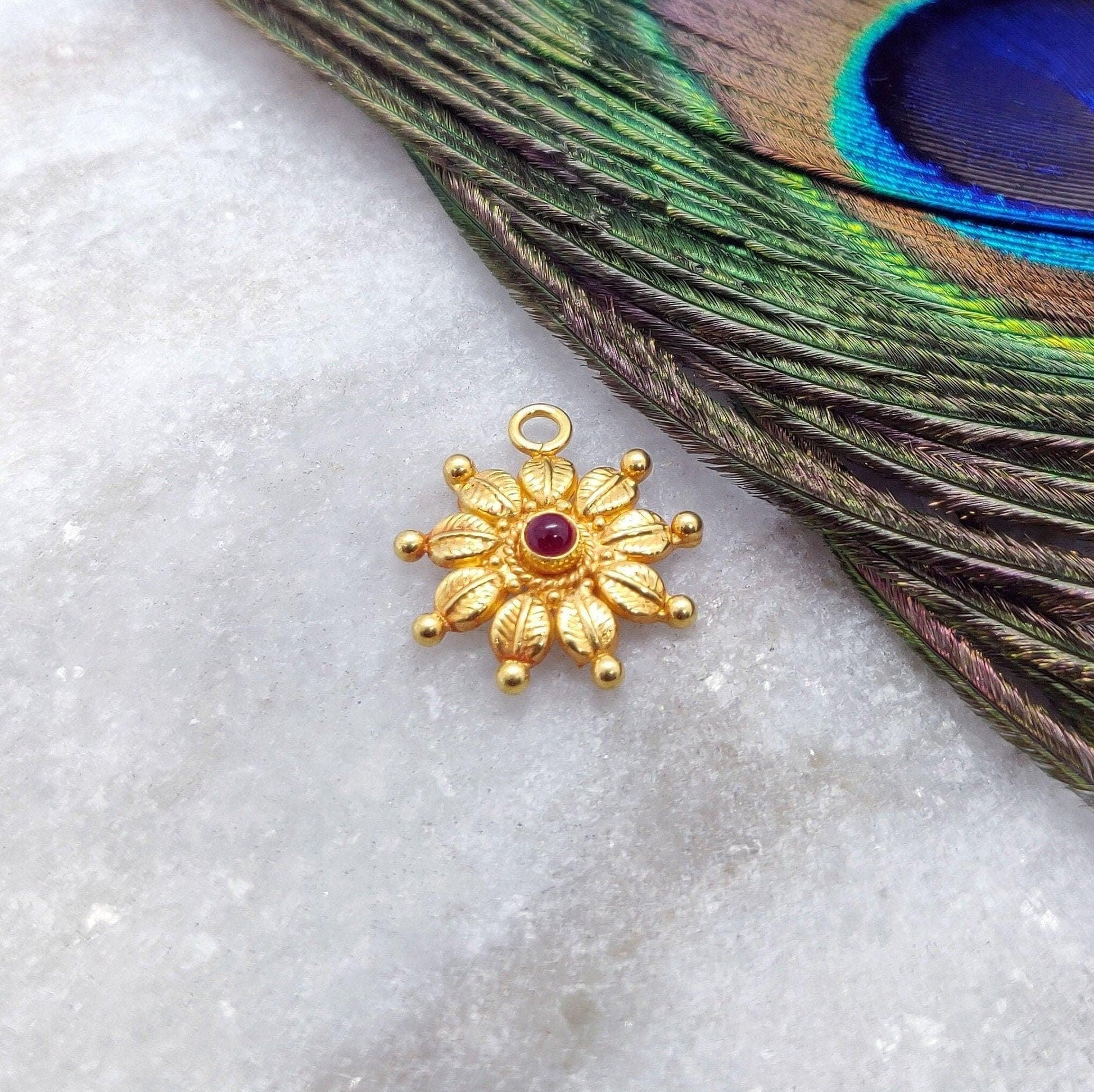 18K Solid Gold Floral charm Pendant For Her - Kanika Creations