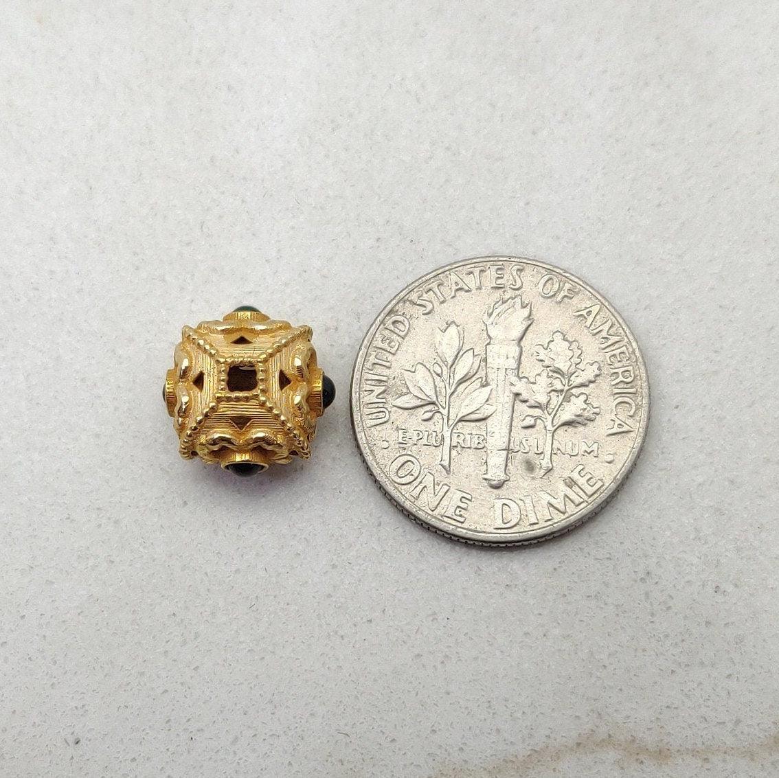 18k Solid Yellow Gold Emerald Floral Cushion Spacer Beads - Kanika Creations