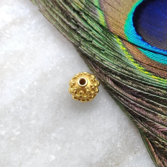 18k Solid Yellow Gold Vintage Round Spacer Beads 9x8mm - Kanika Creations