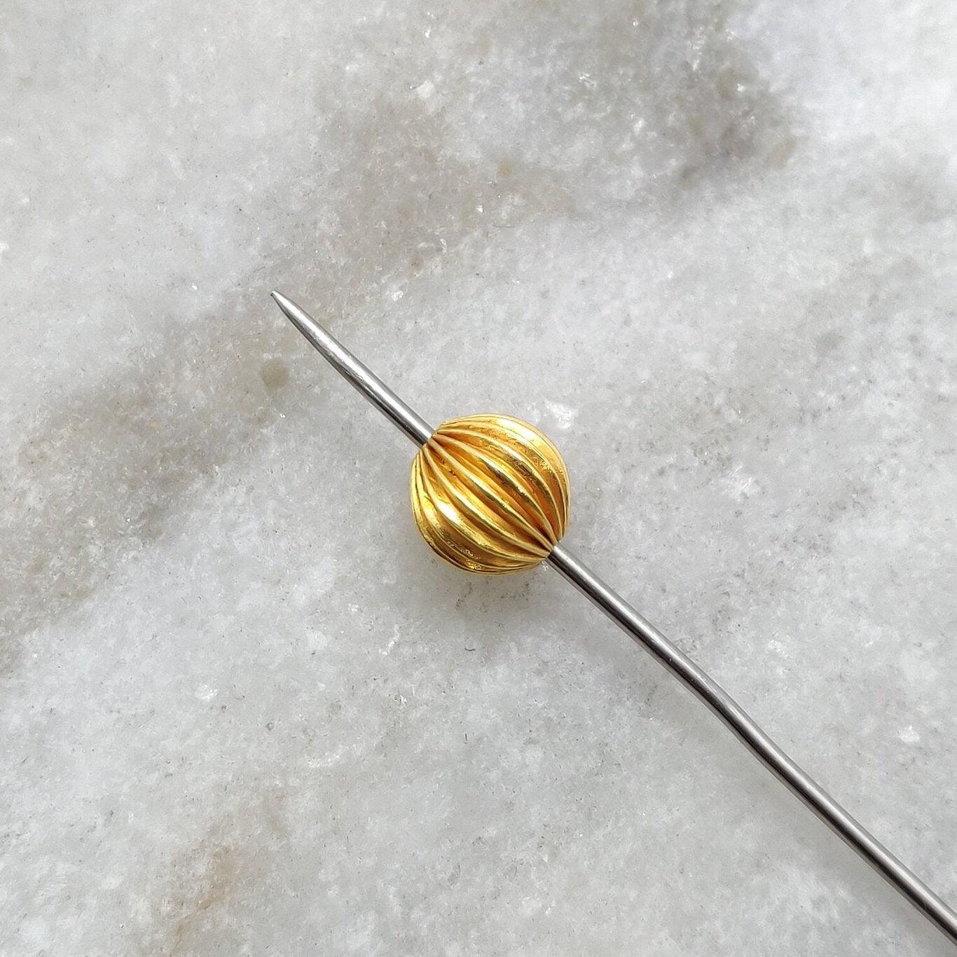 18k Yellow Gold Fluted Round Ball Spacer Beads 8mm - Kanika Creations