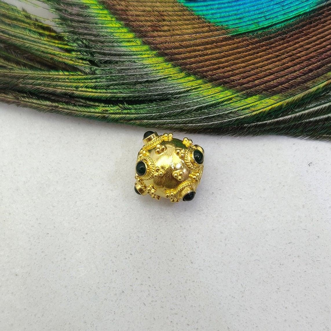 18k Solid Yellow Gold Emerald Beads-10 MM - Kanika Creations