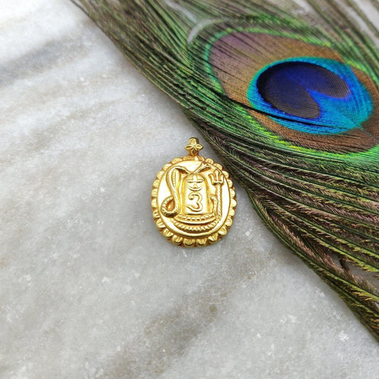 18k Solid Yellow Gold Indian Gold Shiva Charm Pendant - Kanika Creations