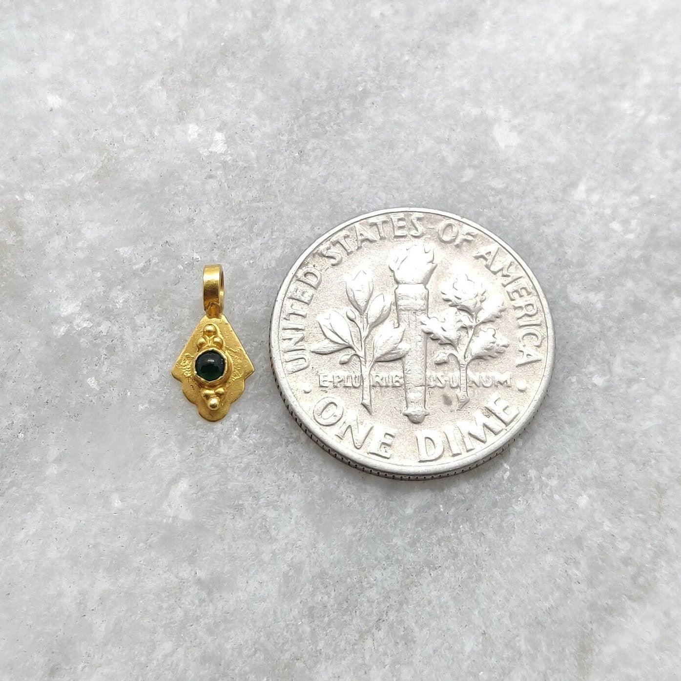 18k Solid Yellow Gold Fancy Charm Pendant 5x10mm - Kanika Creations