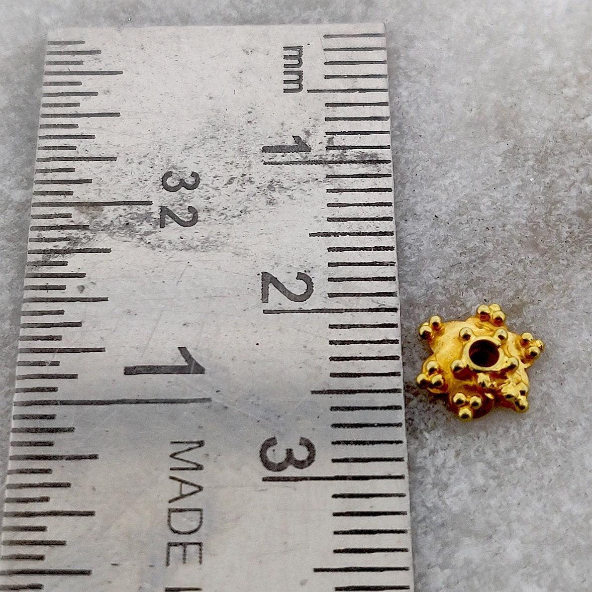 18K Yellow Gold Star End Beads Caps Findings 8mm - Kanika Creations