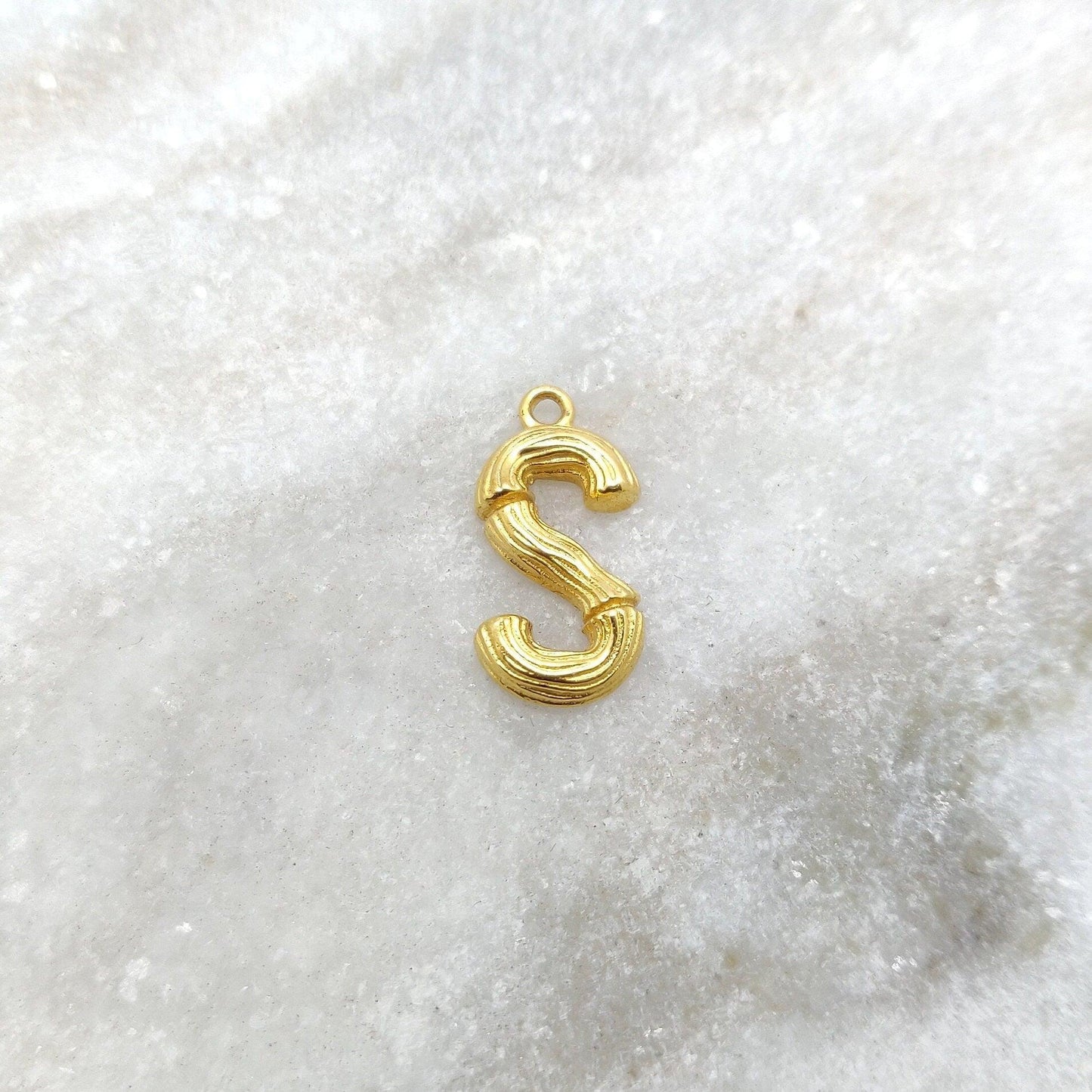 18k Gold S Initial Alphabet Pendant For Necklac - Kanika Creations