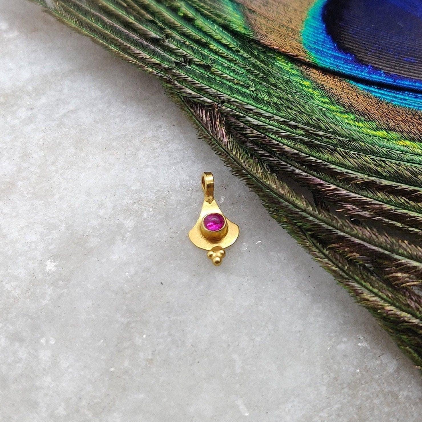18k Yellow Gold Tiny Stone Charm Pendant 10mm - Kanika Creations
