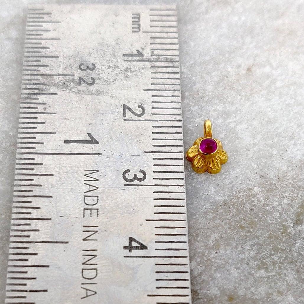 18k Yellow Gold Flower Women Charm 7mm - Kanika Creations