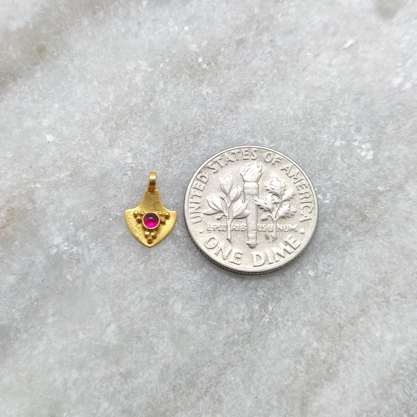 Unique 18k Yellow Gold Fancy Charm Pendant Jewelry 10mm - Kanika Creations