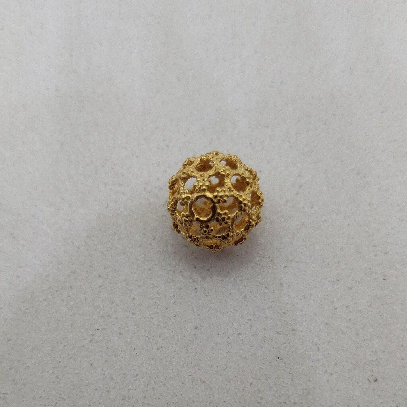 18k Gold Antique Sphere Filigree Ball Spacer Bead Finding - Kanika Creations