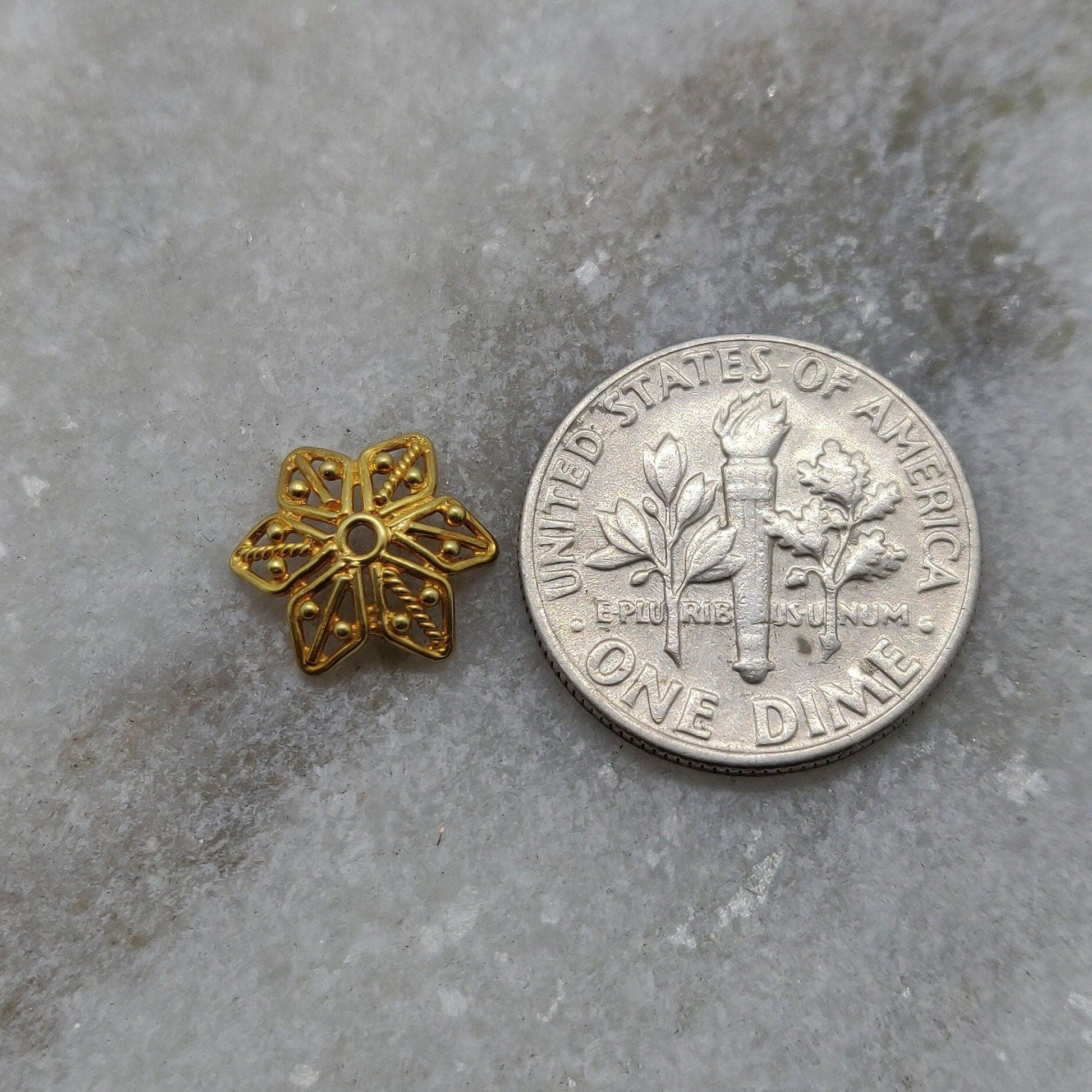 Unique 18K Gold Star Spacer Beads Cap DIY Craft Supplies - Kanika Creations