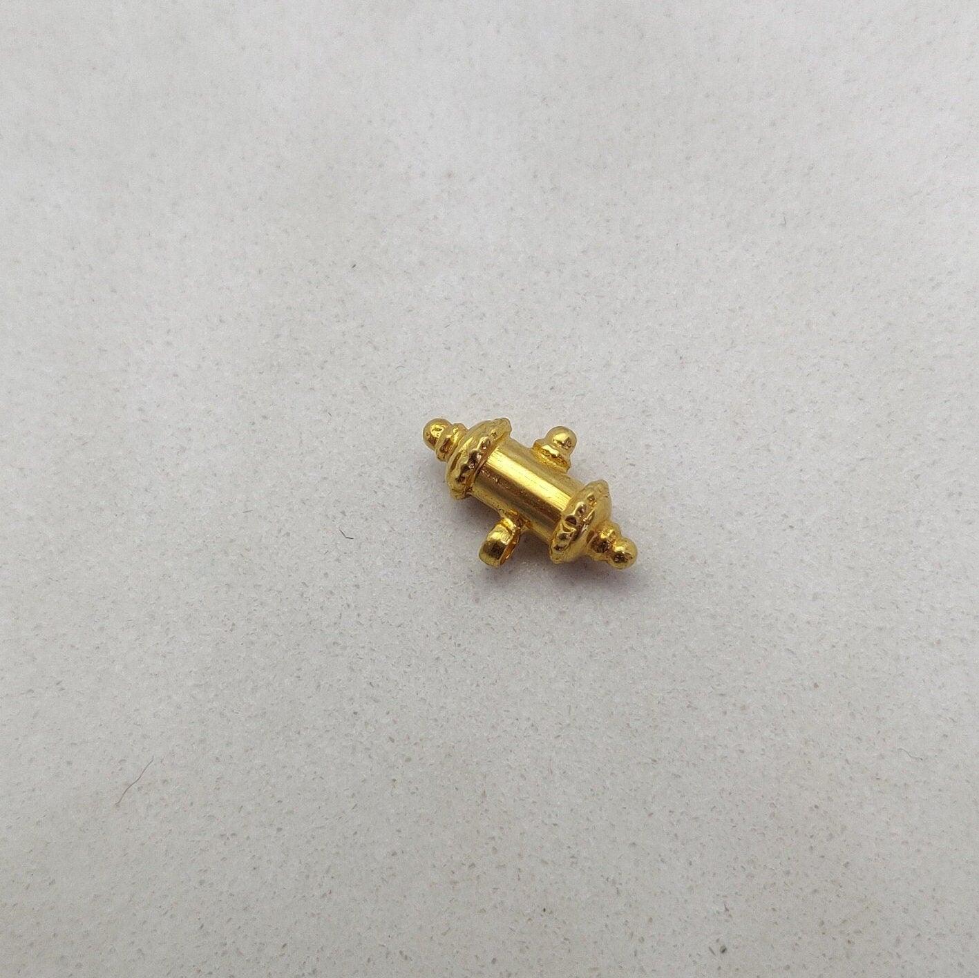 18k Solid Yellow Gold Tabiz Kavacha Pendant Finding 14x9mm - Kanika Creations