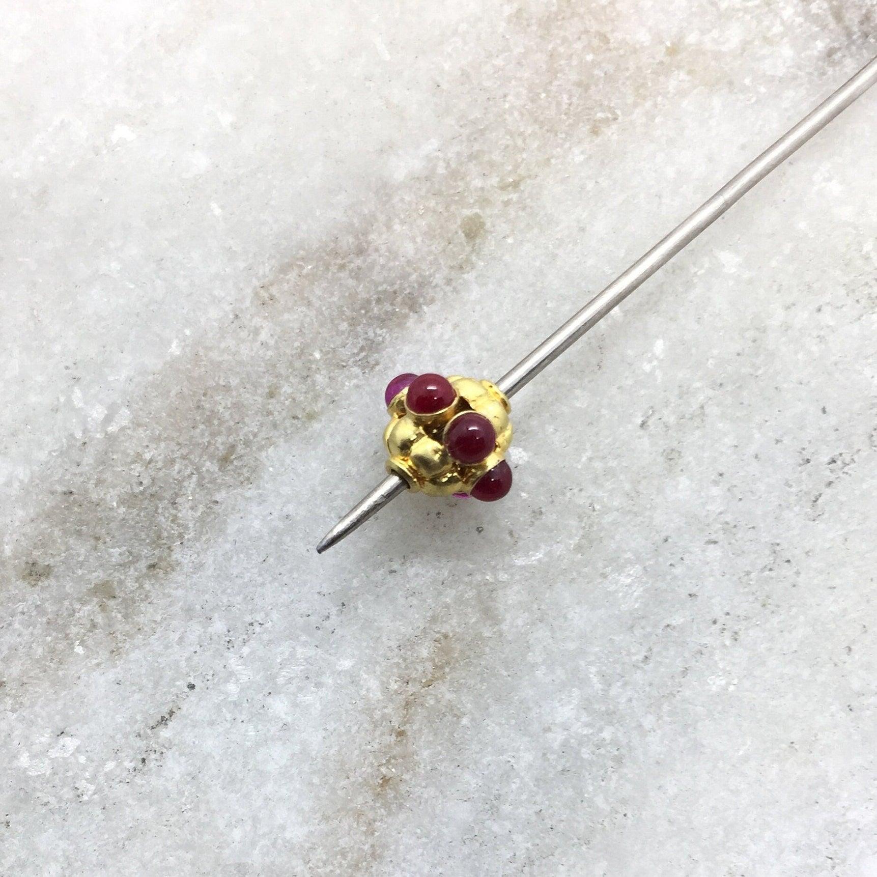18k Solid Yellow Gold Ruby Flower Spacer Beads 8x7mm - Kanika Creations