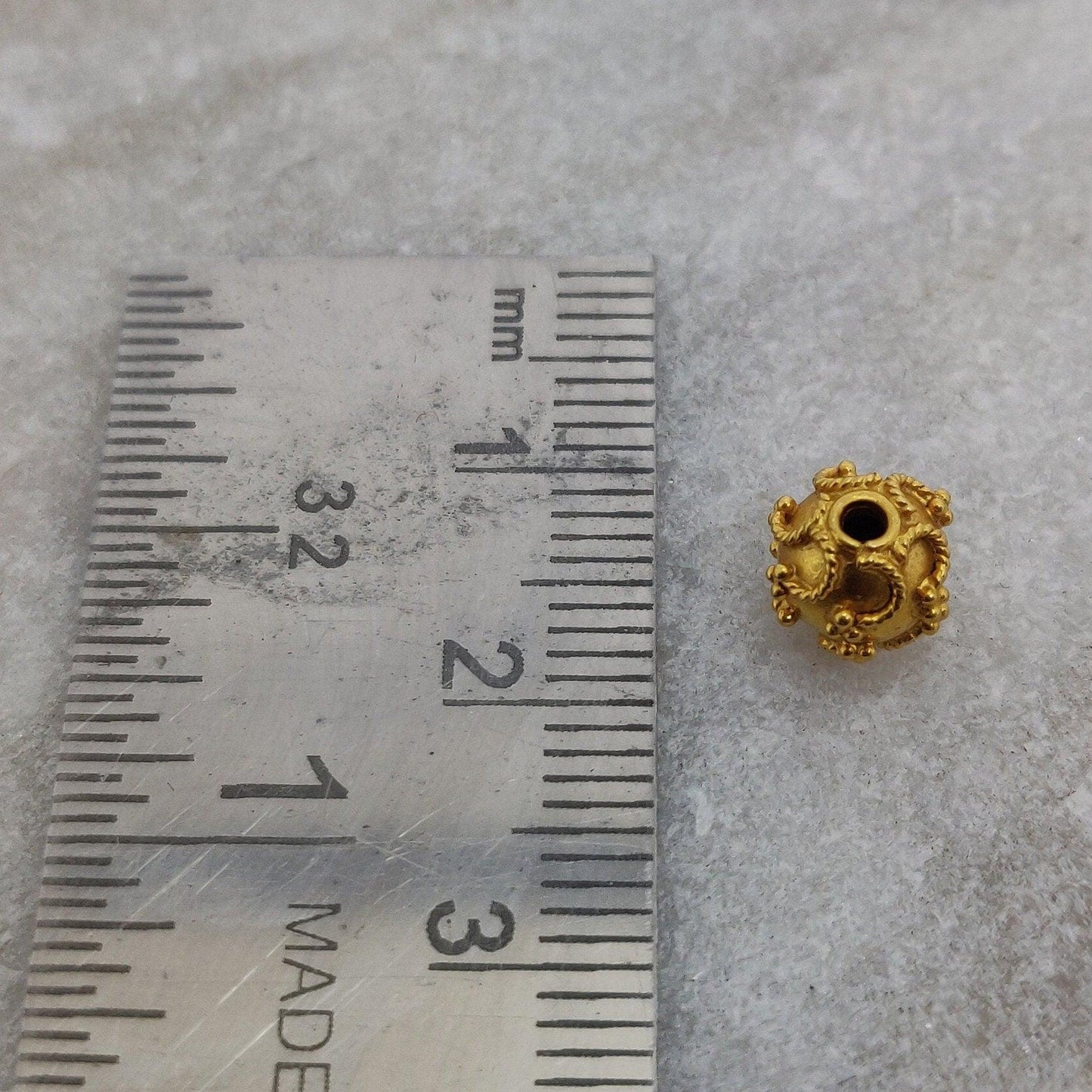 18k Yellow Gold Ball Bead Spacer Findings 7mm - Kanika Creations