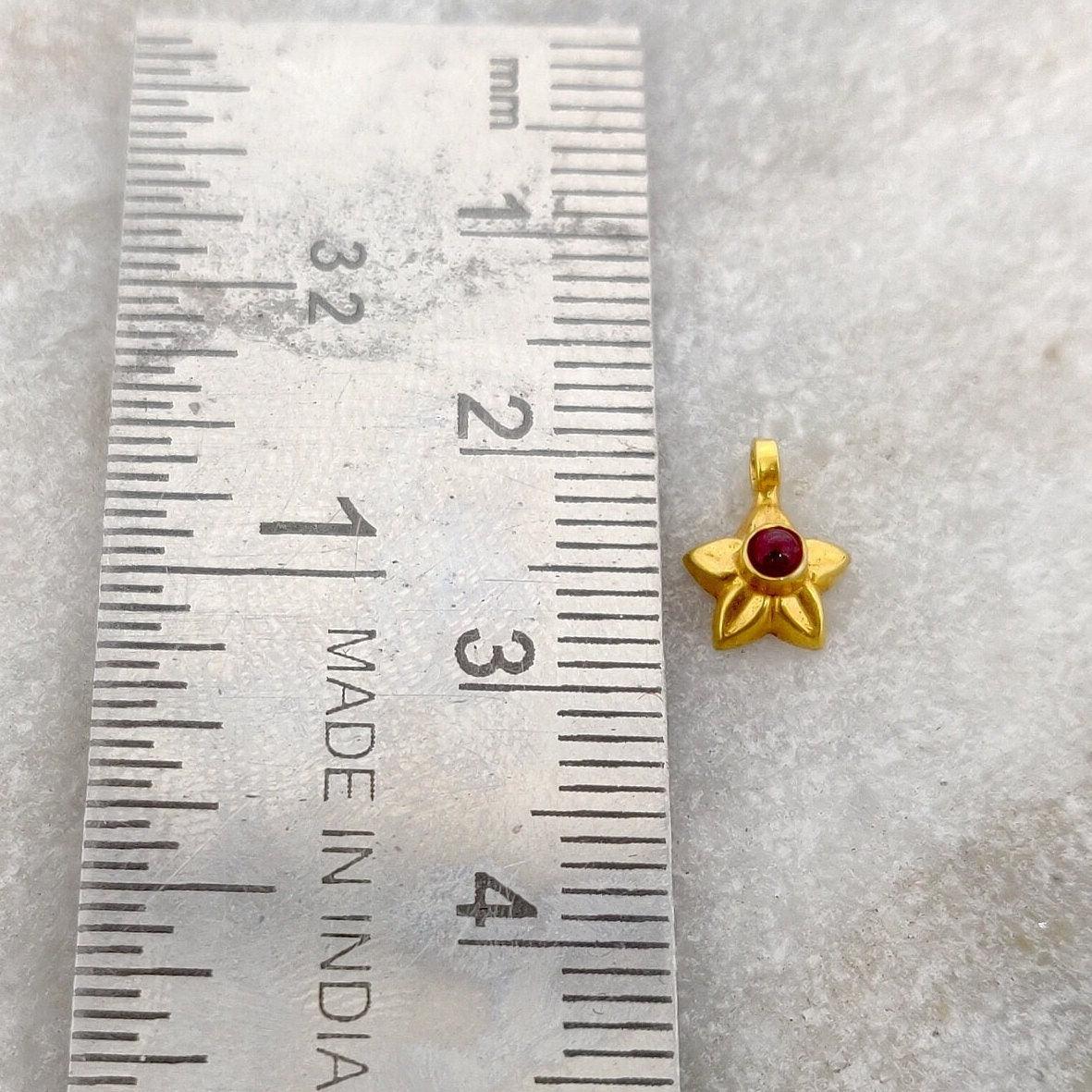 18k Solid Yellow Gold Antique Star Stone Studded Charm Pendant - Kanika Creations