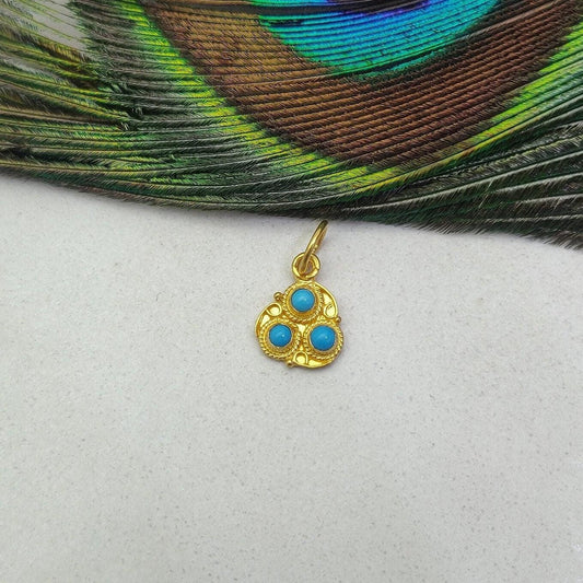 18k Solid Yellow Gold Charm Pendant with Stone 10mm - Kanika Creations