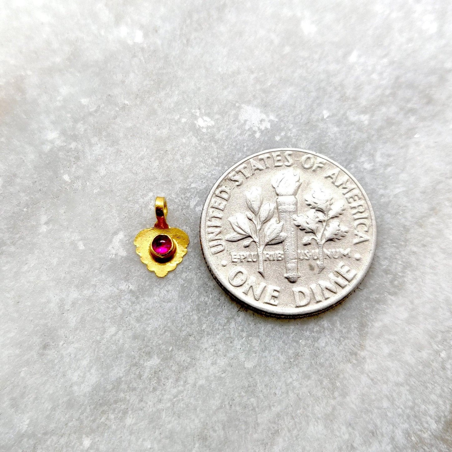 6x8mm 18k Yellow Gold Charm Pendant DIY Jewelry - Kanika Creations