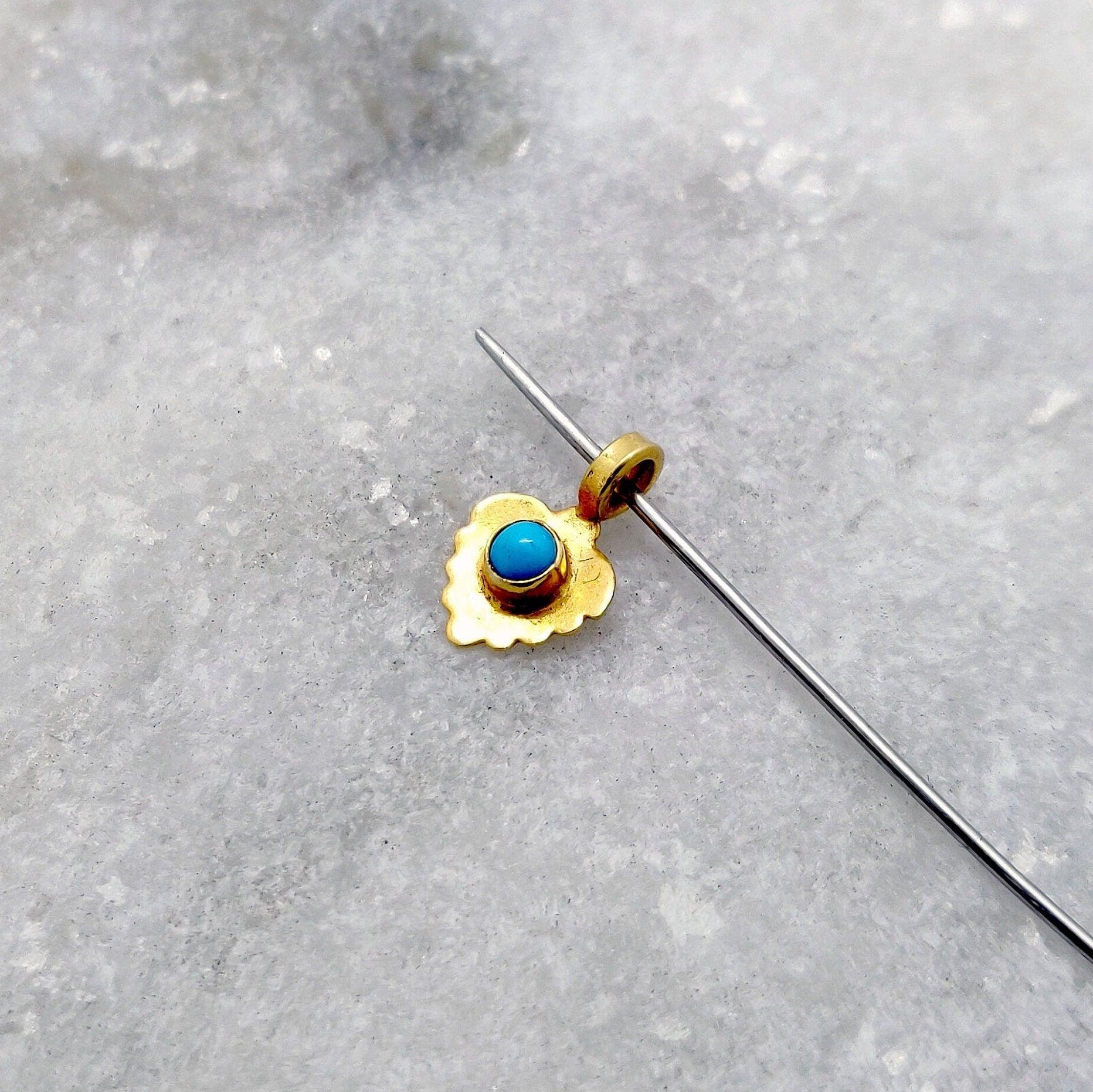 18k Solid Yellow Gold Charm Stone Jewelry Supplier - Kanika Creations