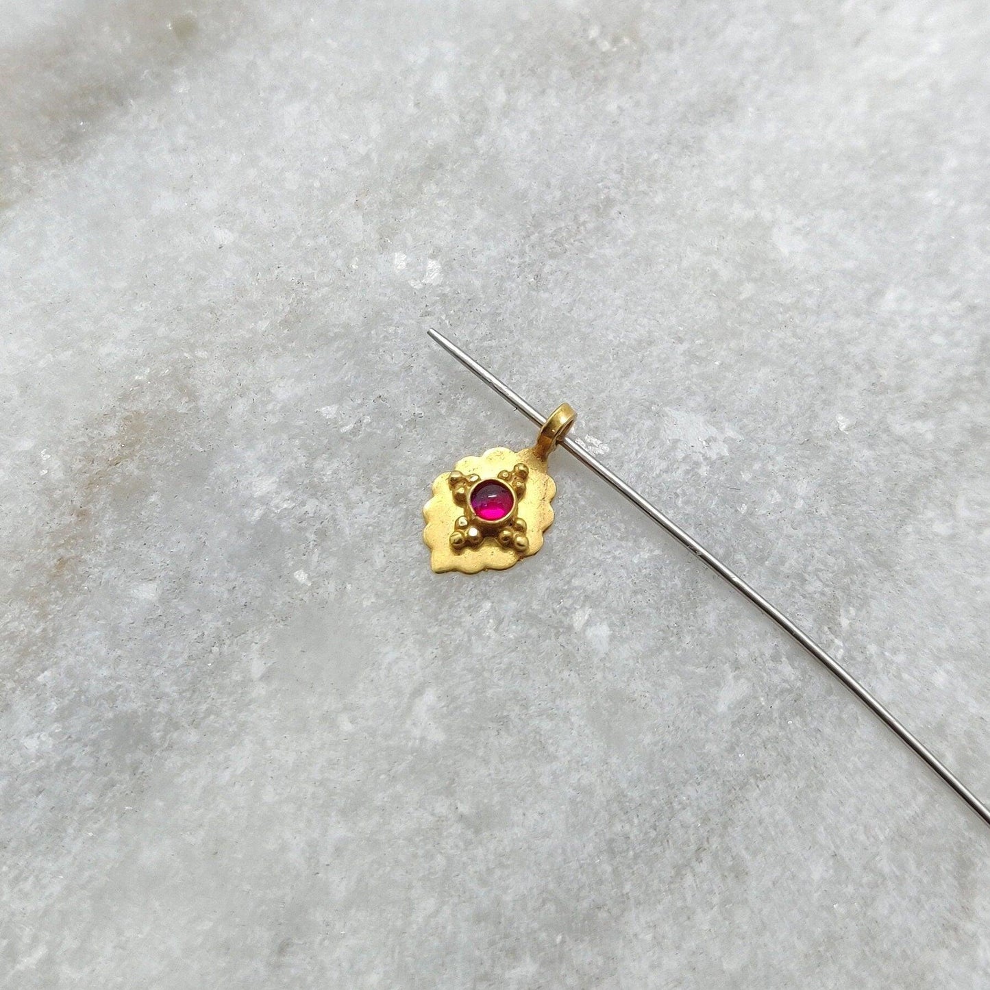 18k Yellow Gold Oval Charm DIY Jewelry Finding 11mm - Kanika Creations